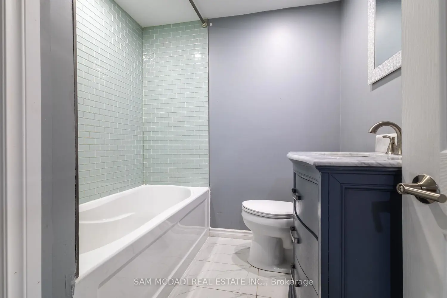 Additional image 13 of 55 Allan Avenue