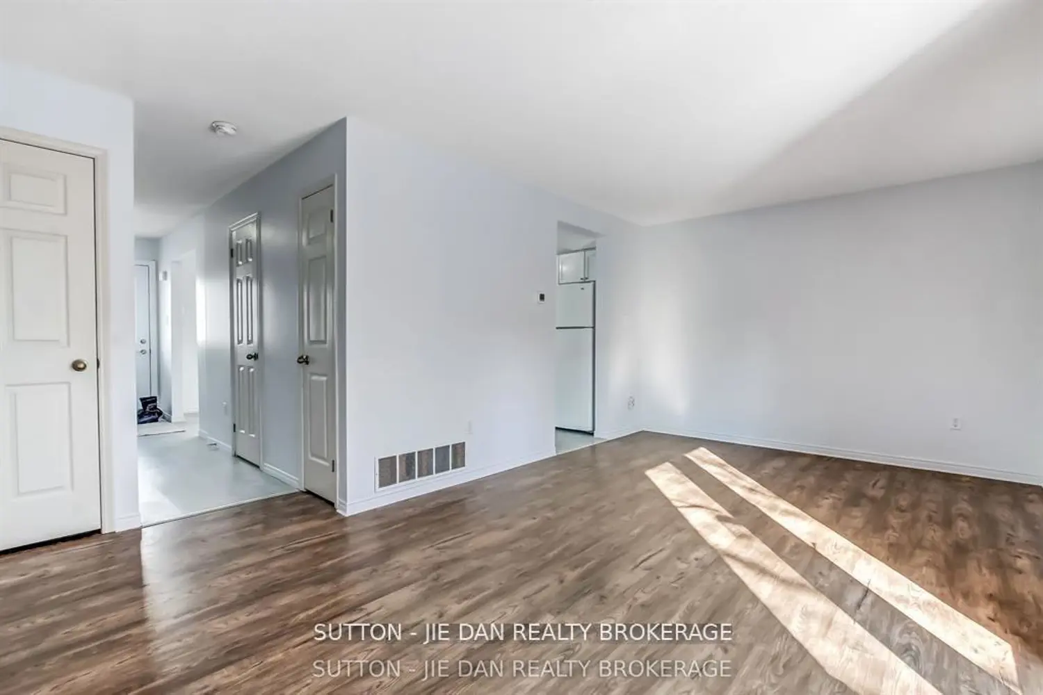 Additional image 7 of 70 Chapman Court 63