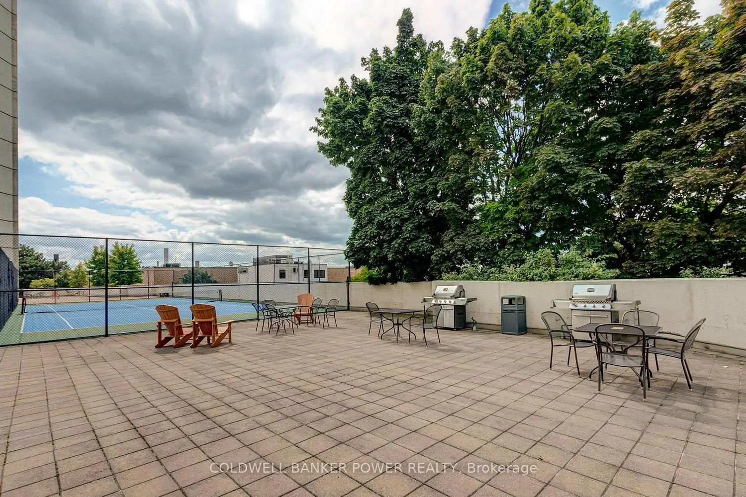 Additional image 11 of 323 Colborne Street 1604