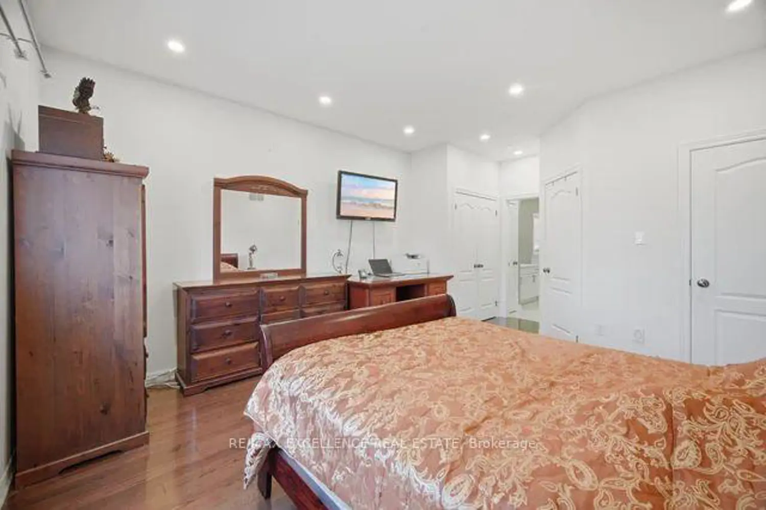 Additional image 11 of 22 Wardlaw Avenue