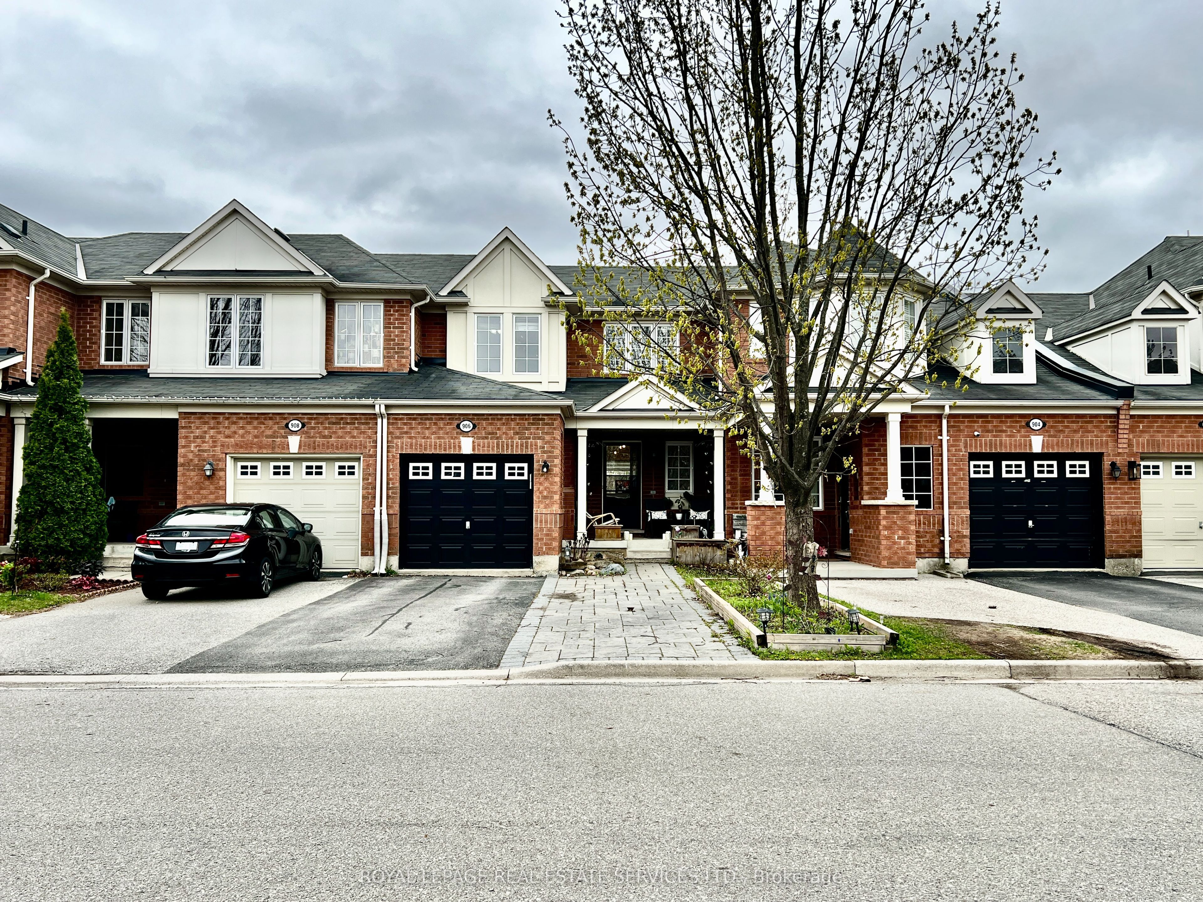 906 Burrows Gate, Milton, ON, L9T 0K7