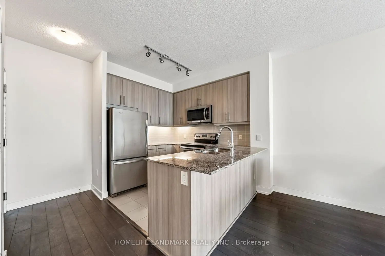 Additional image 4 of 3975 Grand Park Avenue 3006