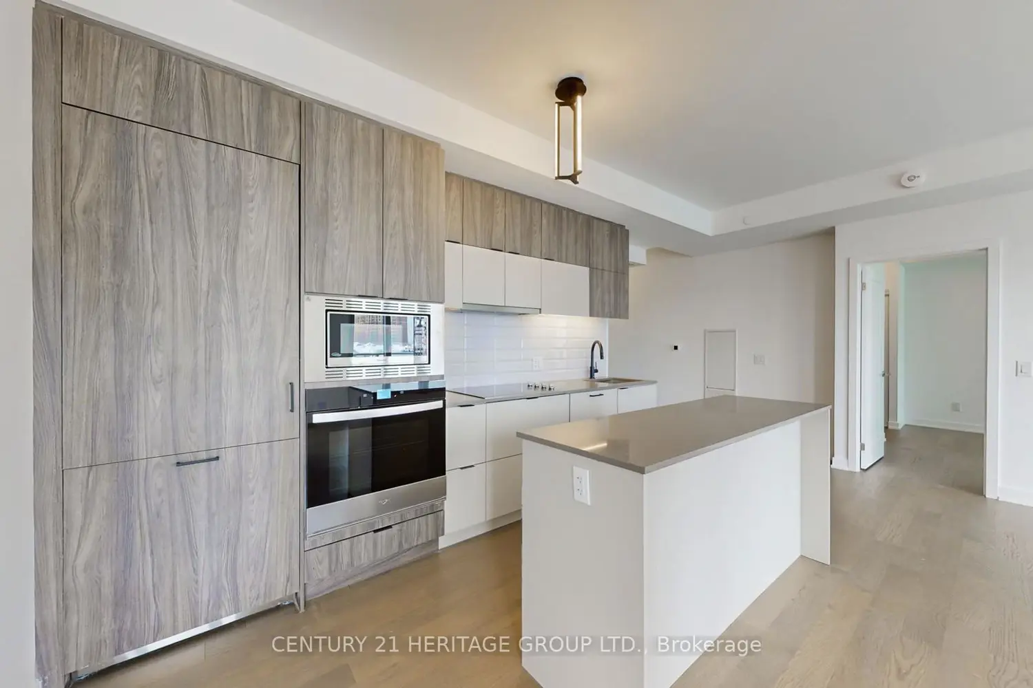 Additional image 9 of 8888 Yonge Street 225