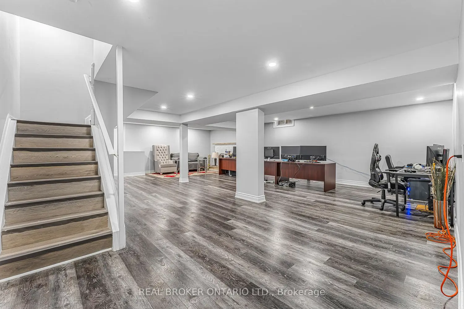 Additional image 7 of 1221 Creekside Drive