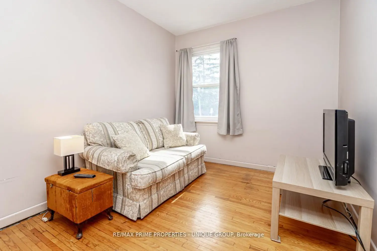 Additional image 10 of 425 Centre Street