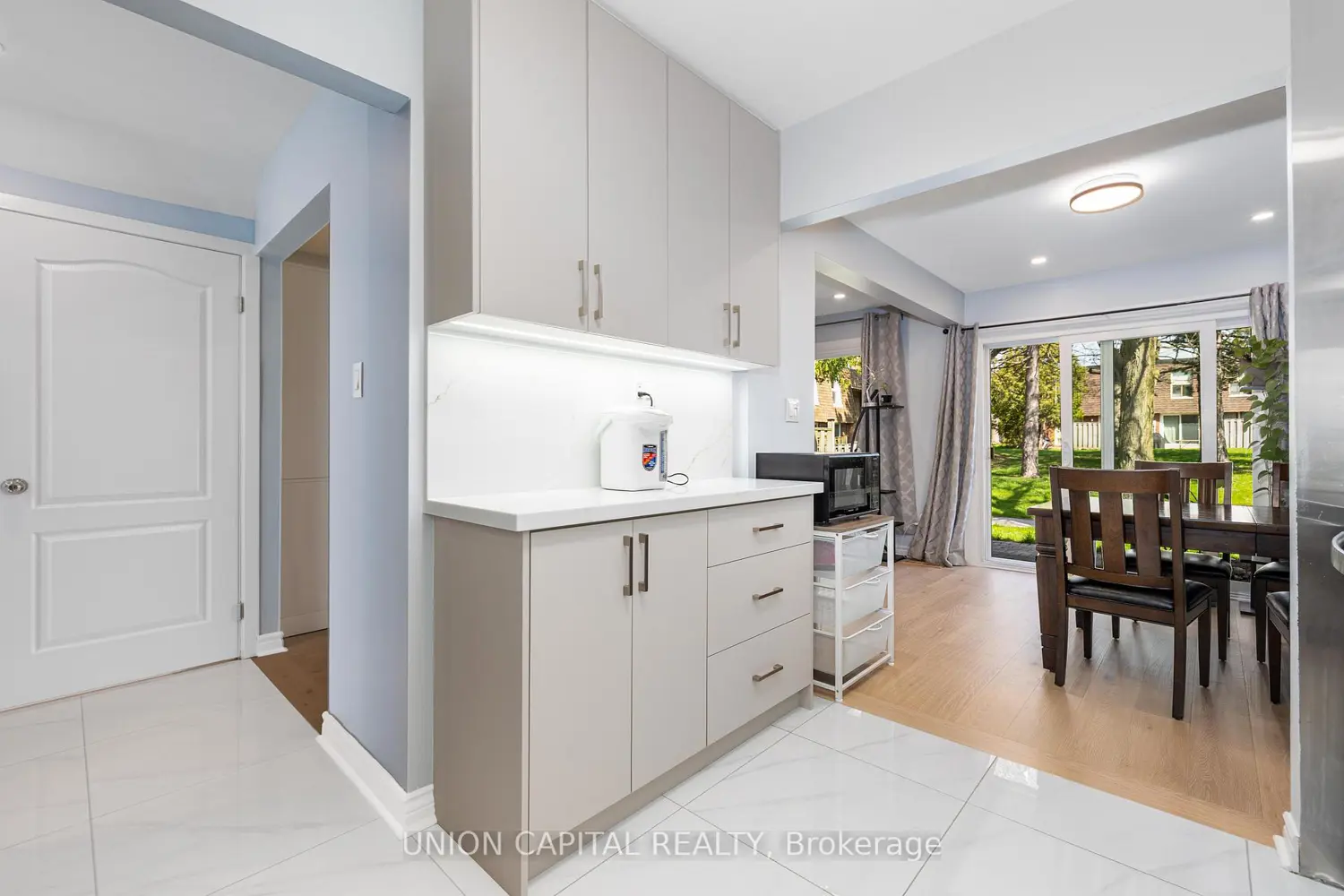 Additional image 5 of 227 Huntingdale Boulevard