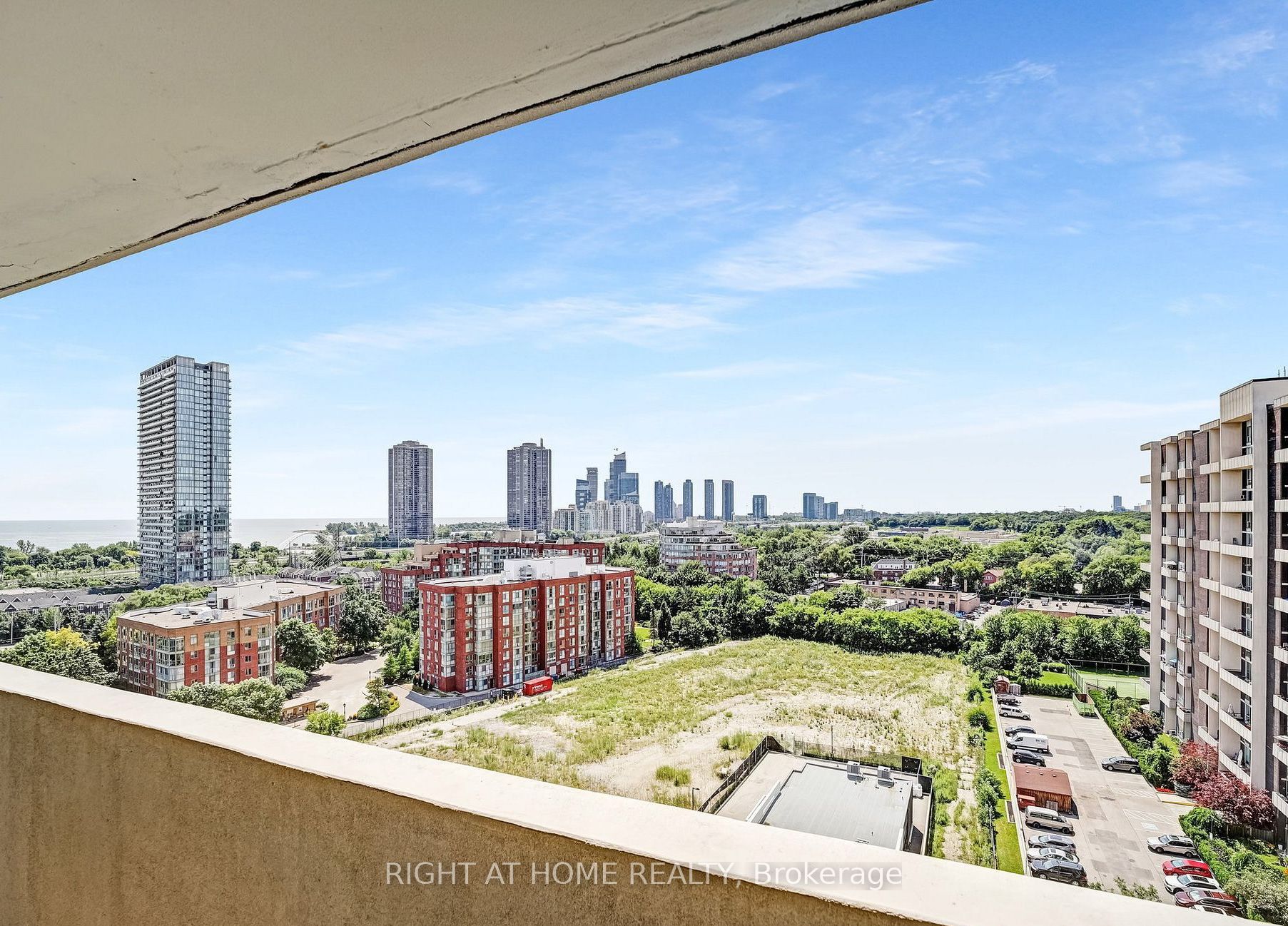 Additional image 4 of 1102-45 Southport Street, Toronto, ON, M6S 3N5
