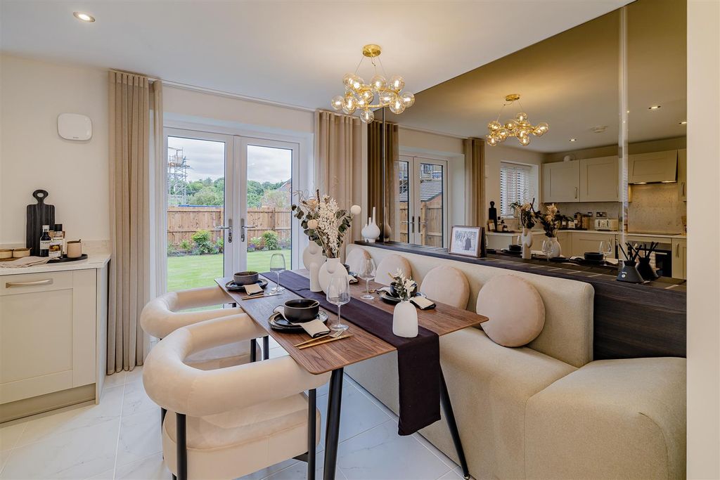 Additional image 4 of 4 bed semi-detached house to rentLiberty Rise, Hull HU9