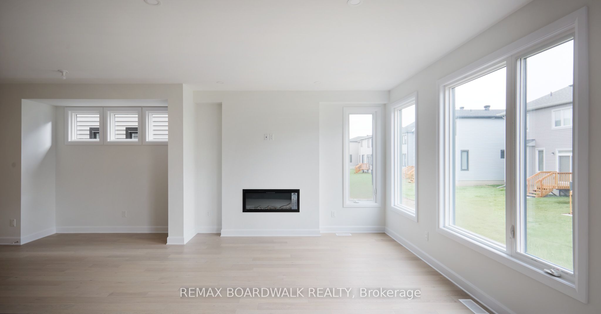 Additional image 4 of 592 Roundhouse Crescent, Ottawa, ON, K2S 1K4