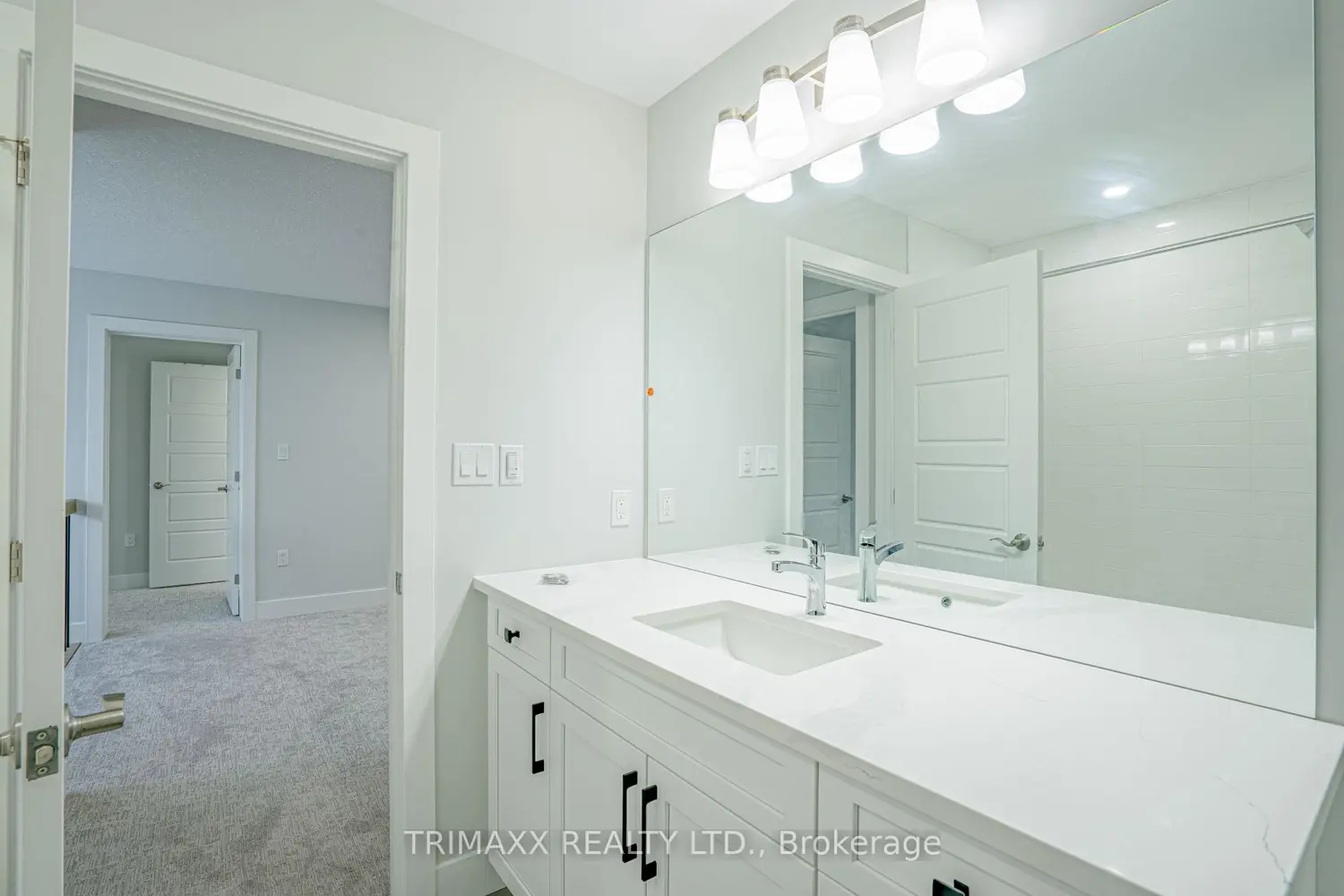 Additional image 18 of 188 Foxborough Place