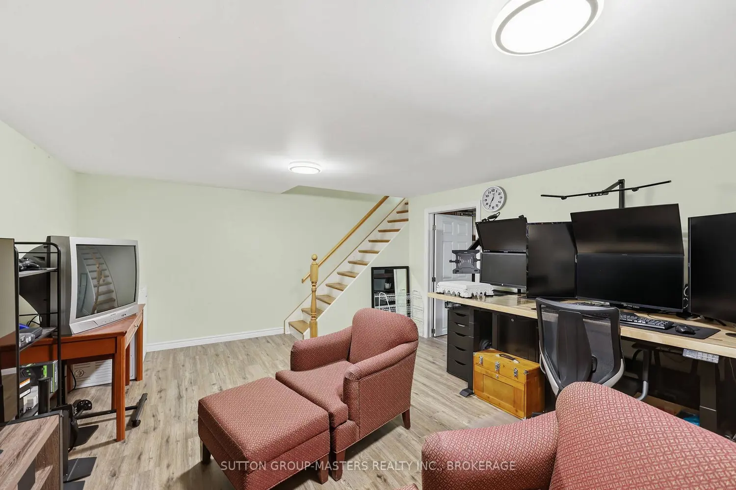 Additional image 15 of 182 Rosemund Crescent