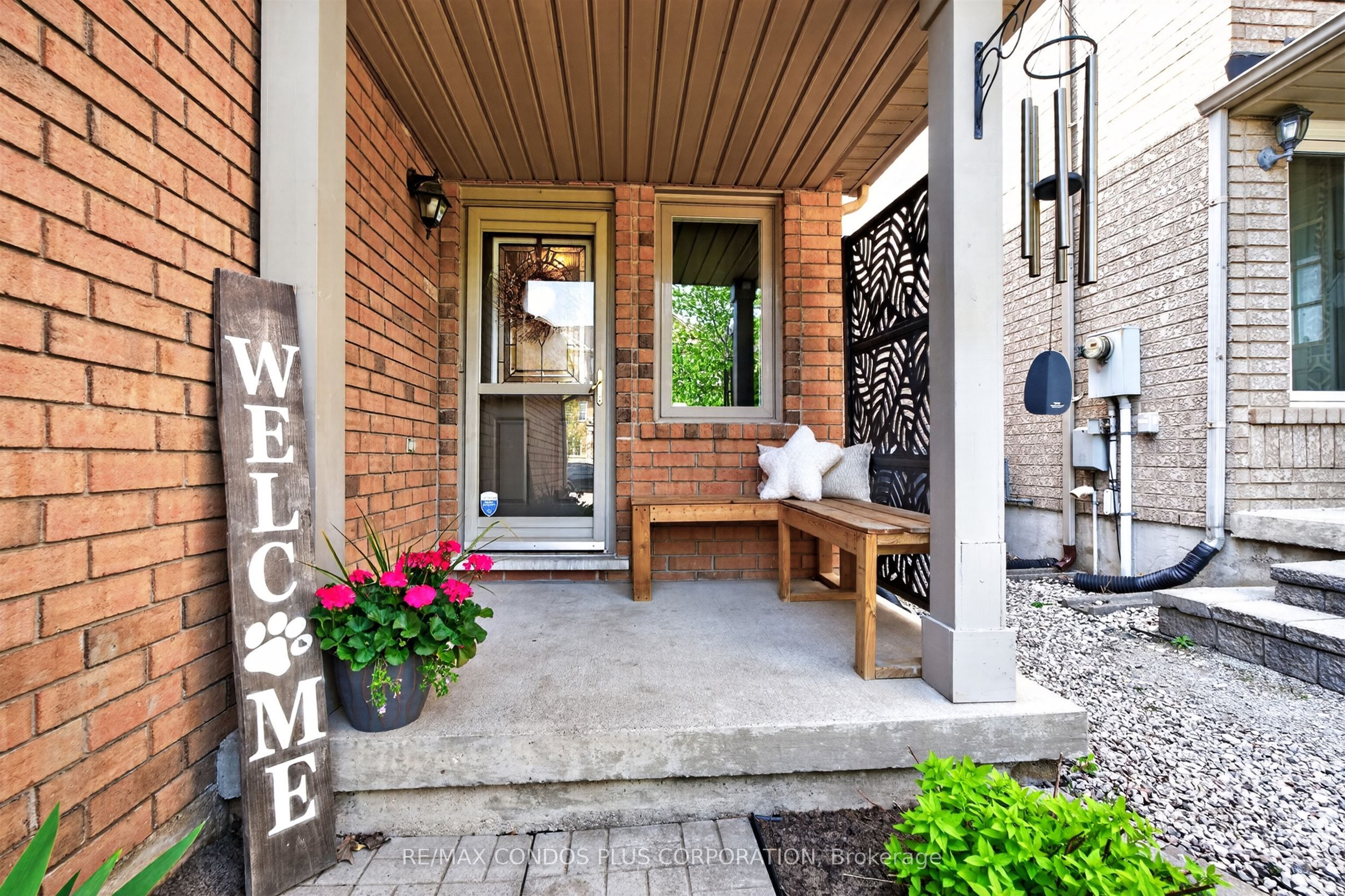 Additional image 3 of 3353 Wild Cherry Lane, Mississauga, ON, L5N 7N7