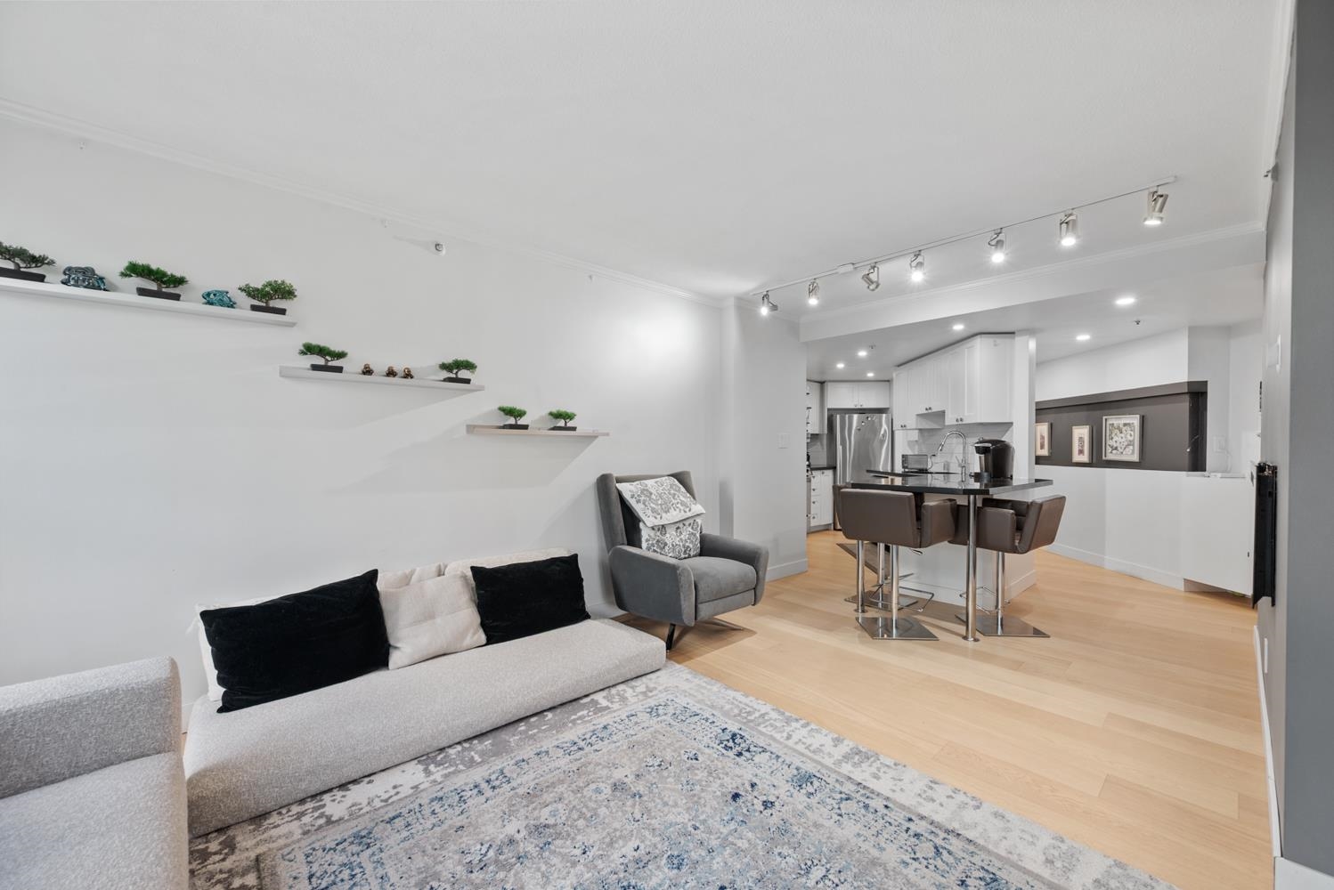 Additional image 5 of 70X-1050 Burrard Street, Vancouver, BC, V6Z 2S3