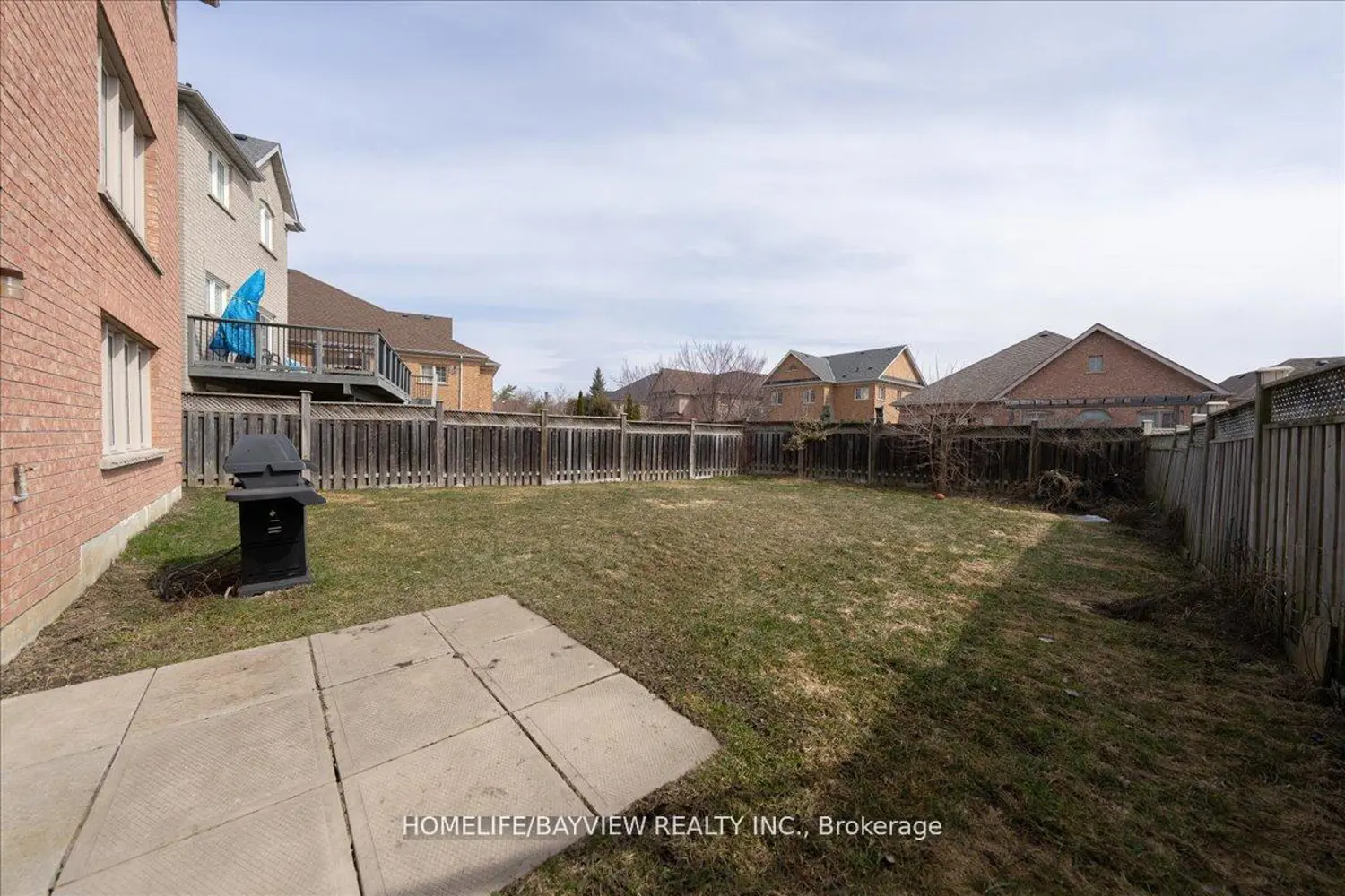 Additional image 20 of 27 Donzi Lane