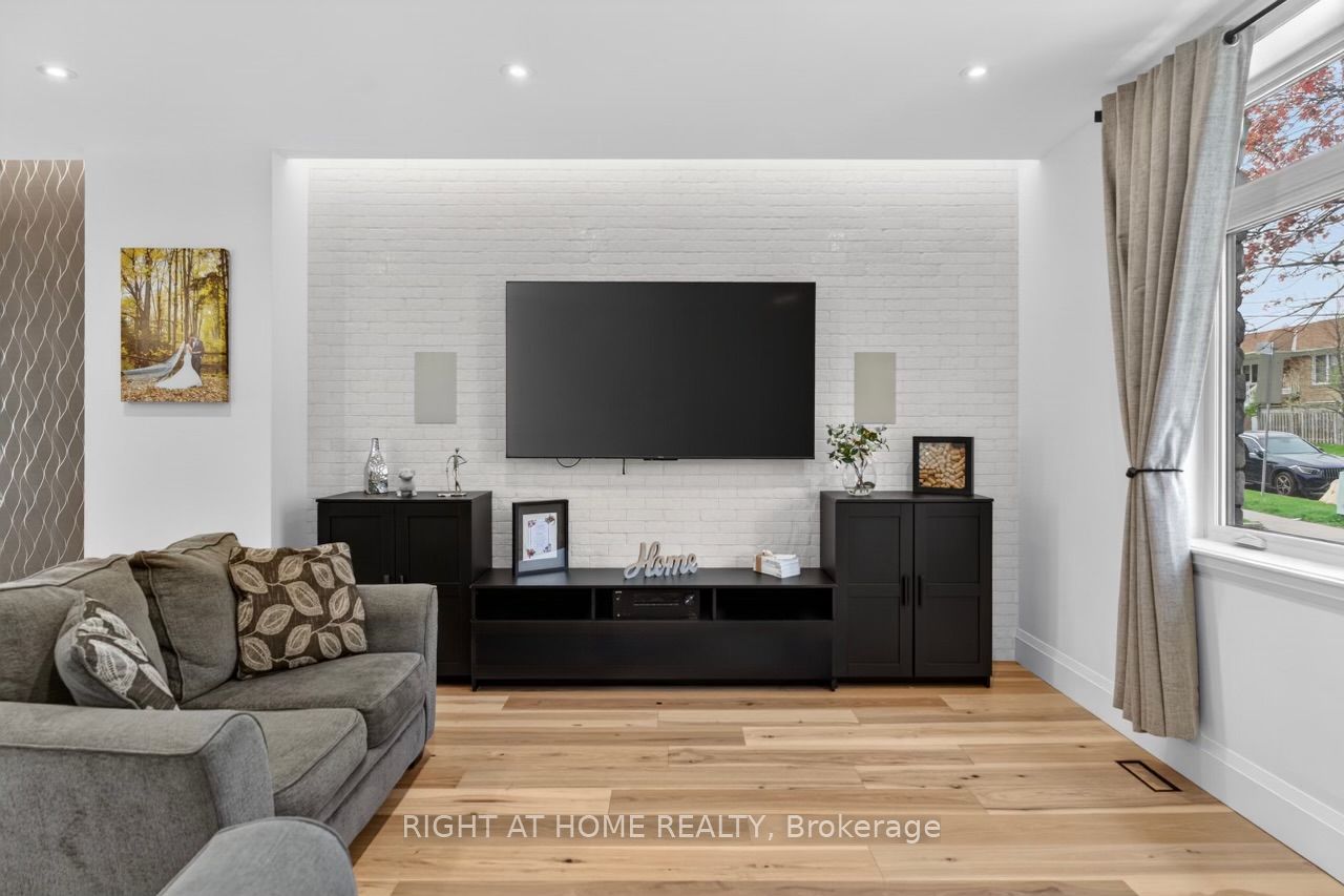 Additional image 4 of 17 Exbury Road, Toronto, ON, M3M 1P6