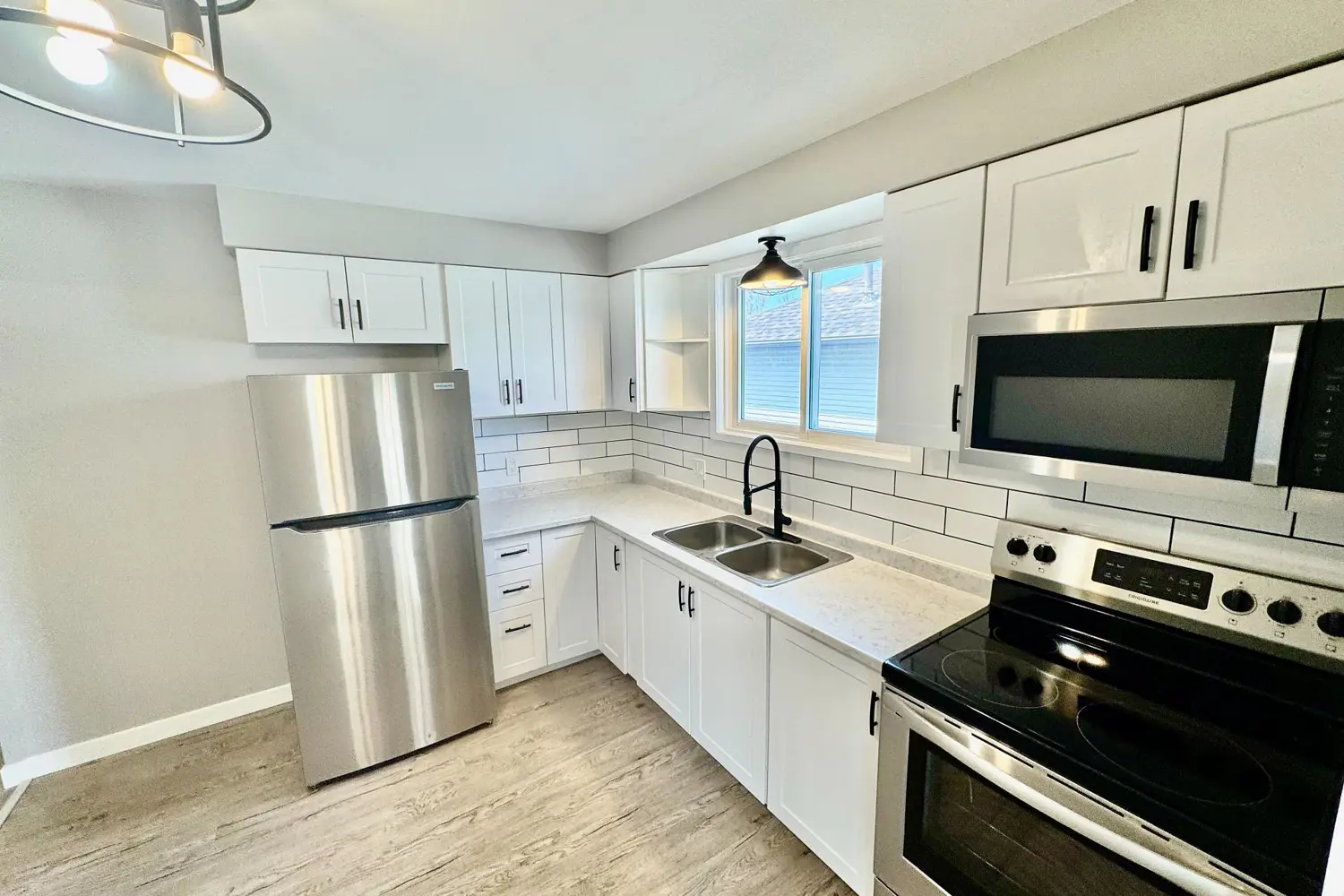 Additional image 4 of 356 Owens Crescent