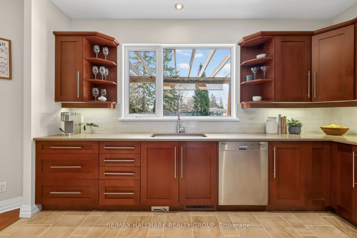 Additional image 3 of 1934 Lenester Avenue