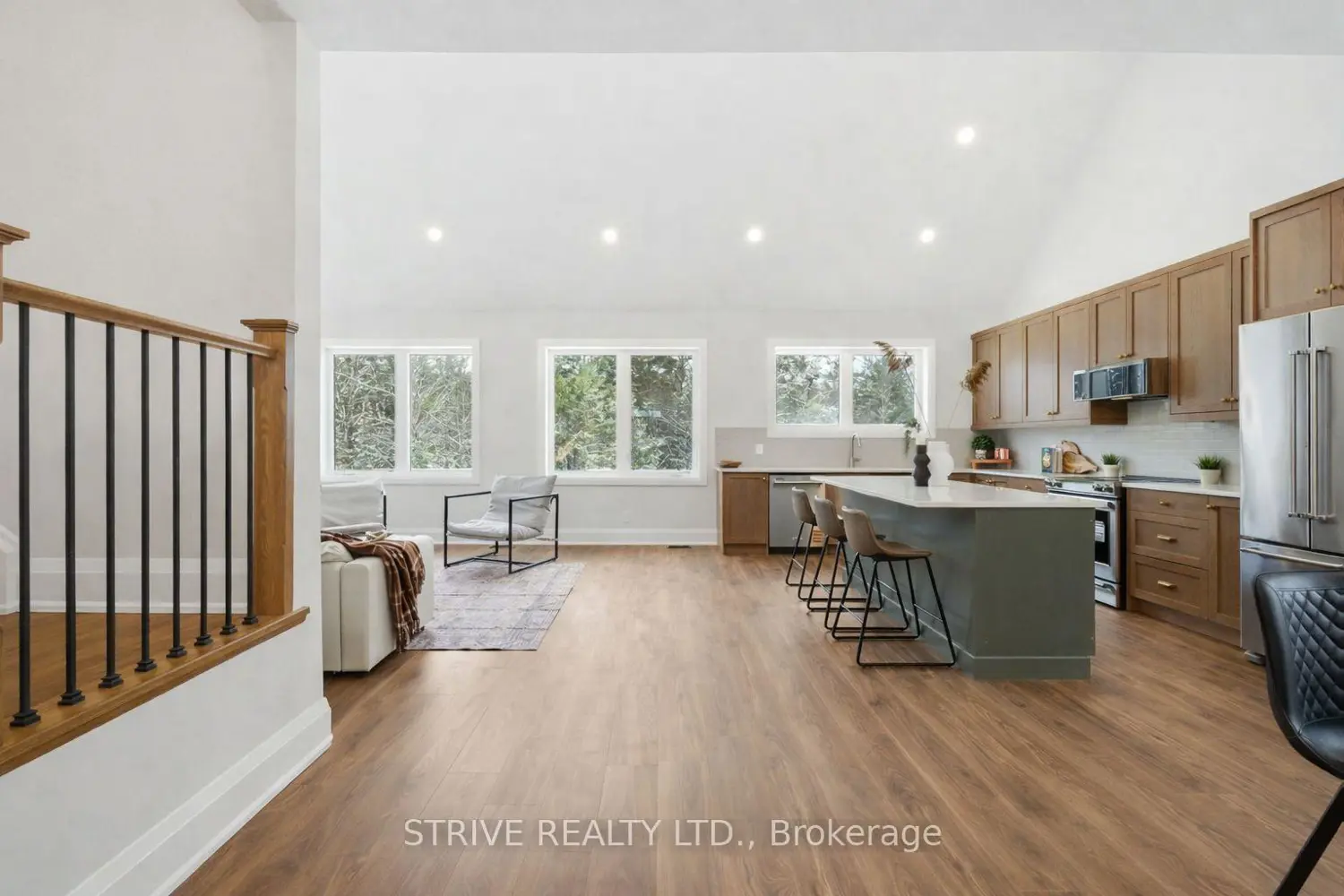 29 Northland Court photo 3