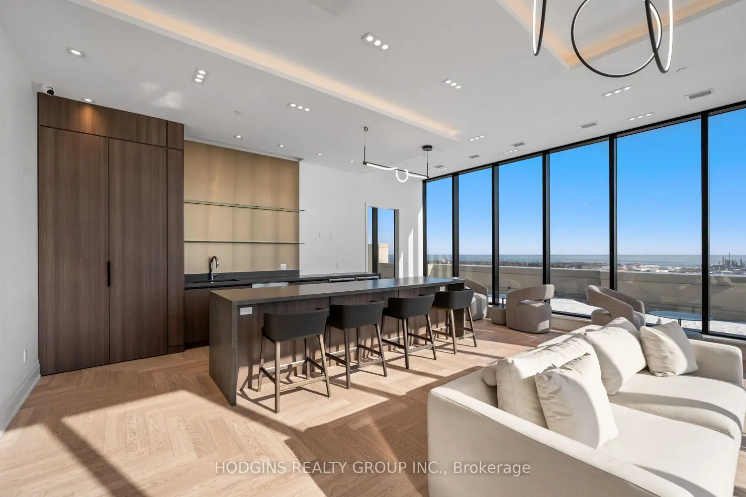 Additional image 16 of 1035 Southdown Road 1512