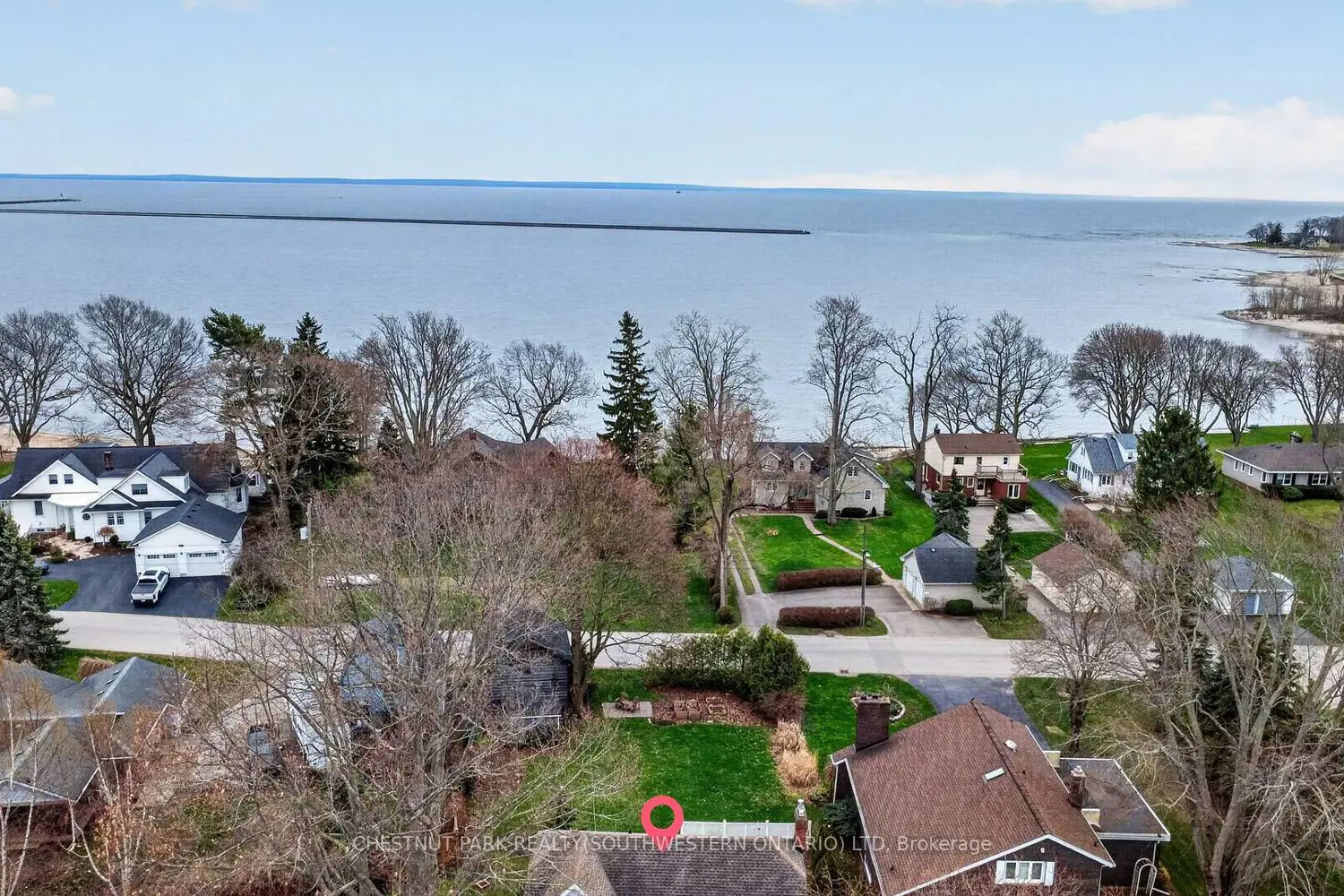 Additional image 20 of 24 Lakeside Place