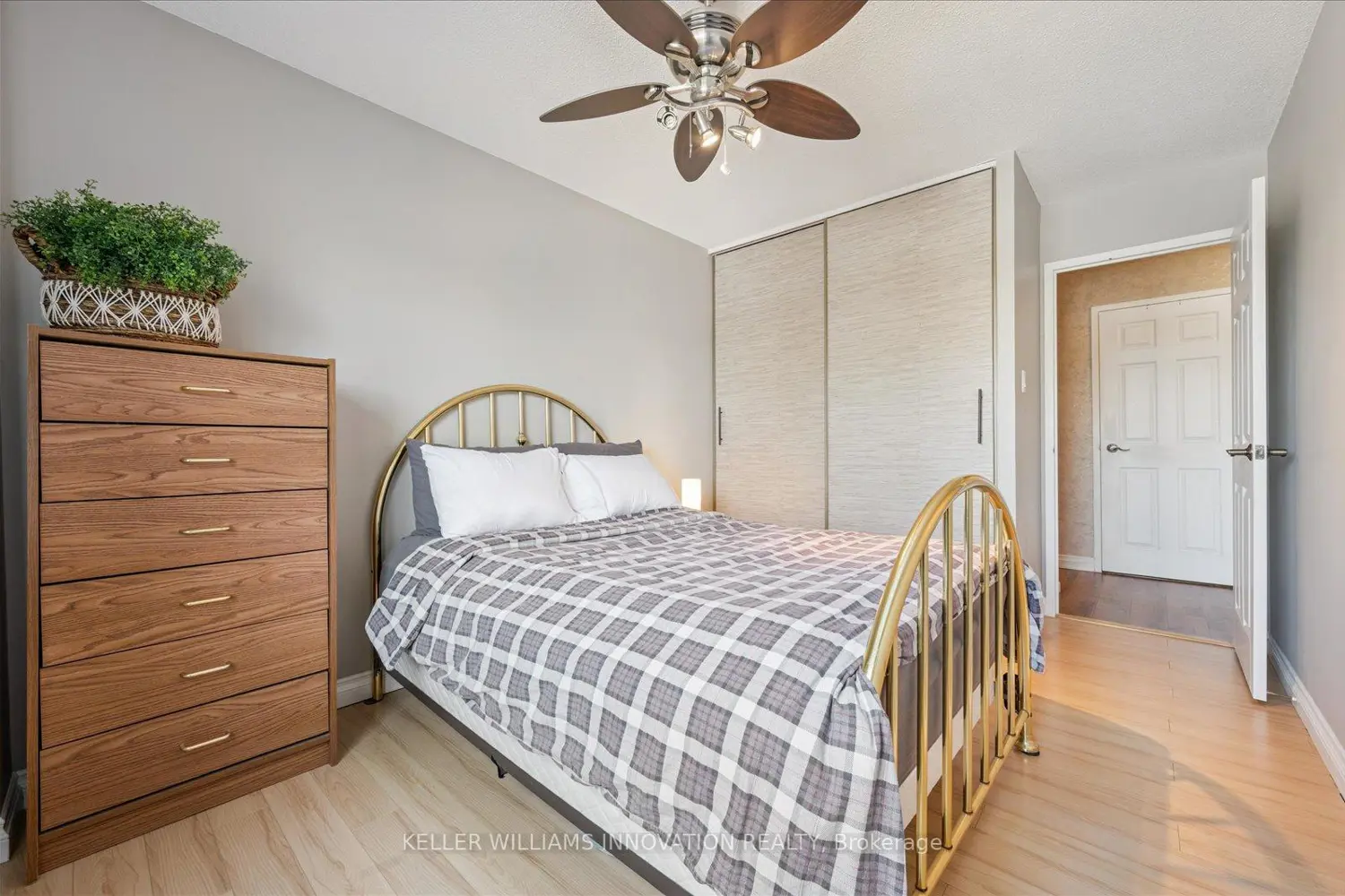 Additional image 10 of 1100 Courtland Avenue 302