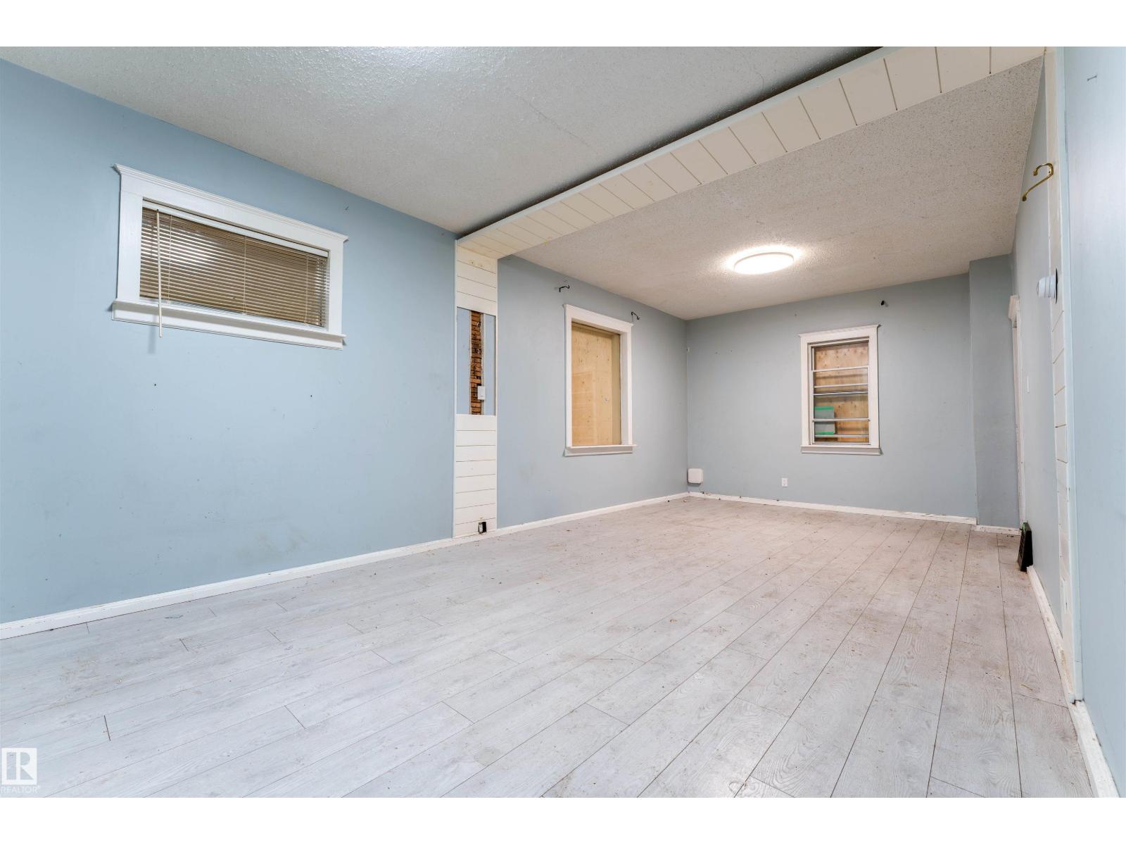 Additional image 3 of 11608 93 Street NW, Edmonton, AB, T5G1C9