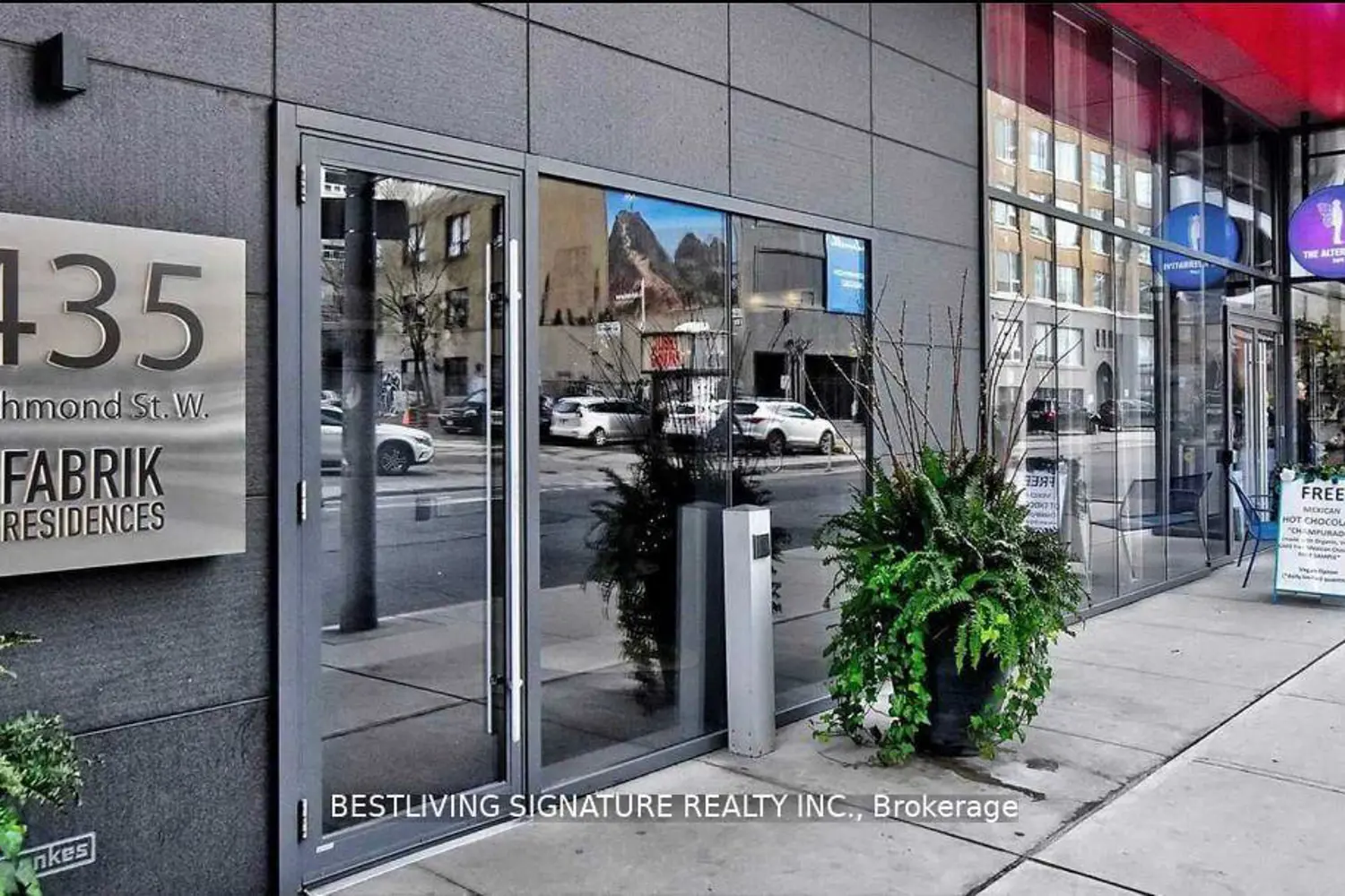 Additional image 15 of 435 Richmond Street 1409