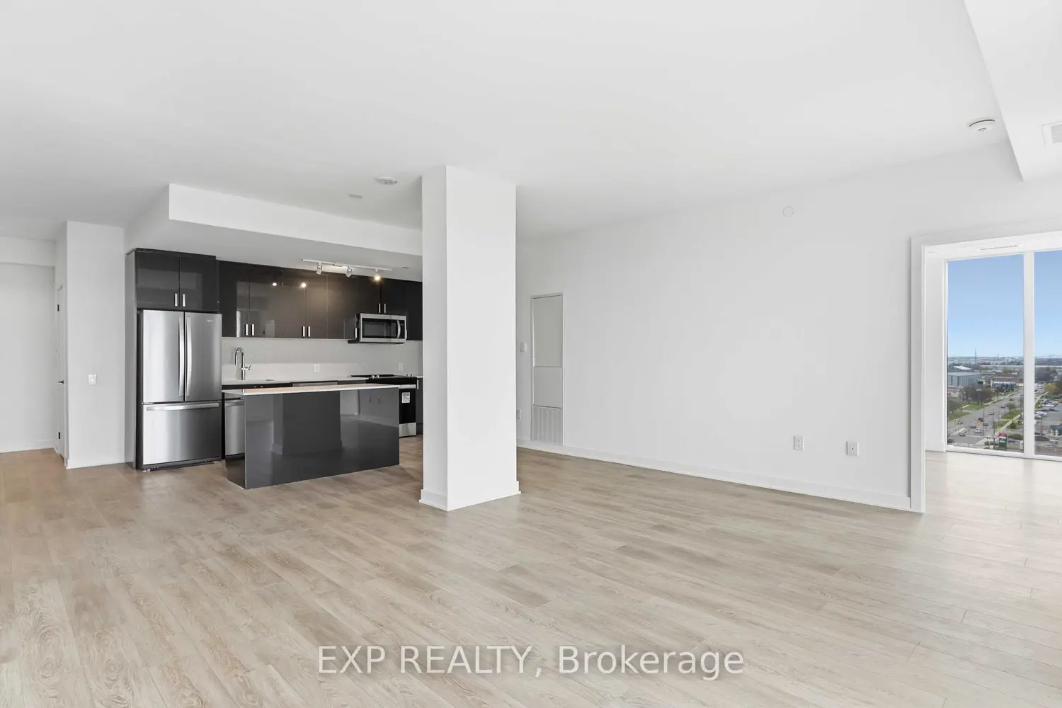 Additional image 6 of 2782 Barton Street 1017