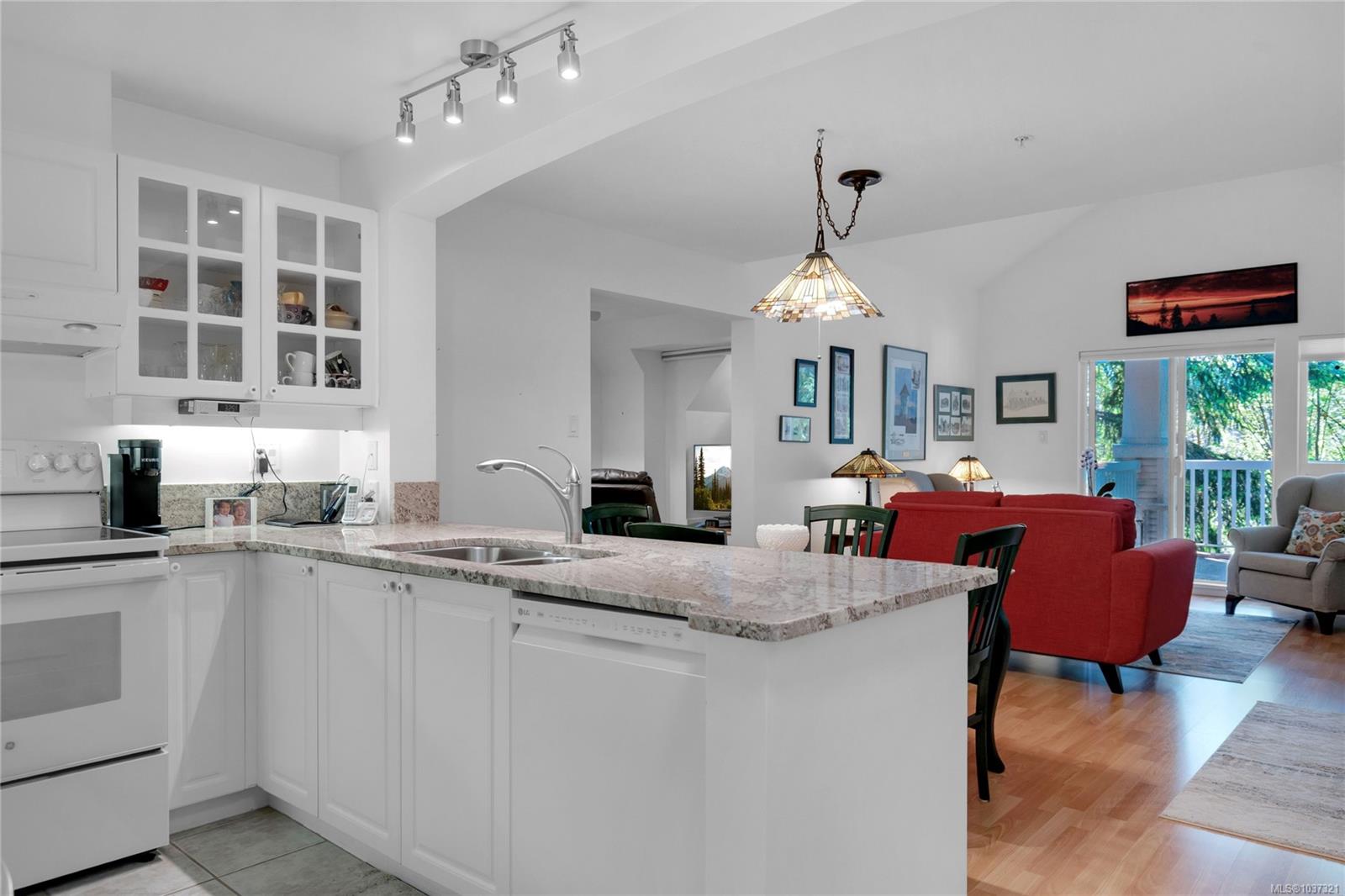 Additional image 3 of 412-5685 Edgewater Lane, Nanaimo, BC, V9T 6K3