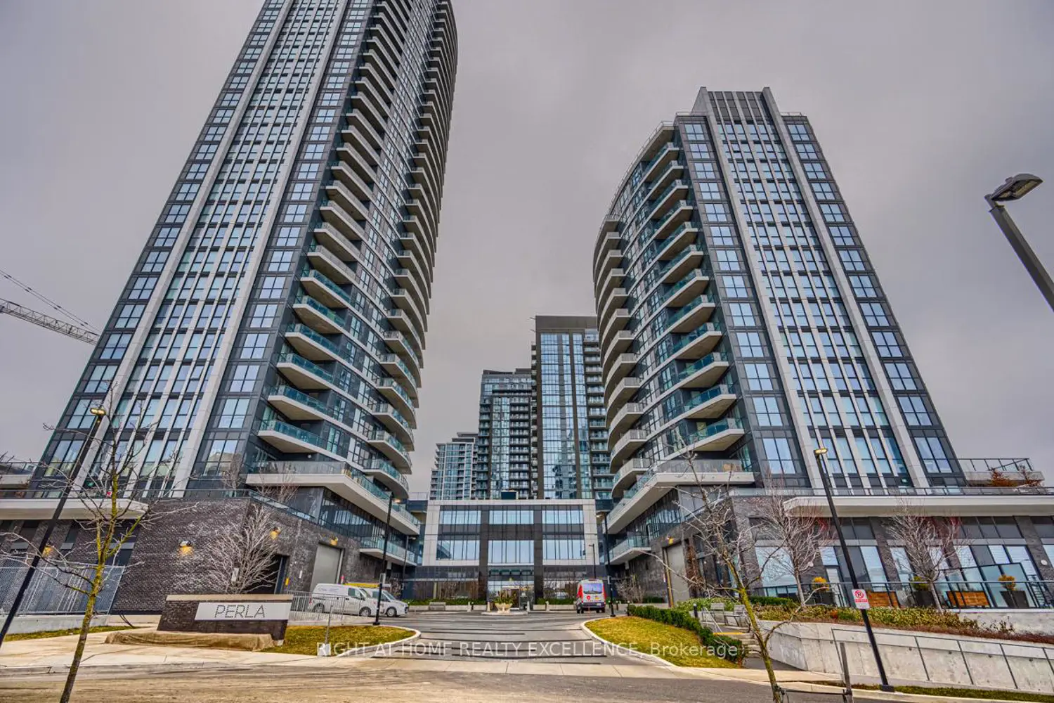 65 Watergarden Drive 201