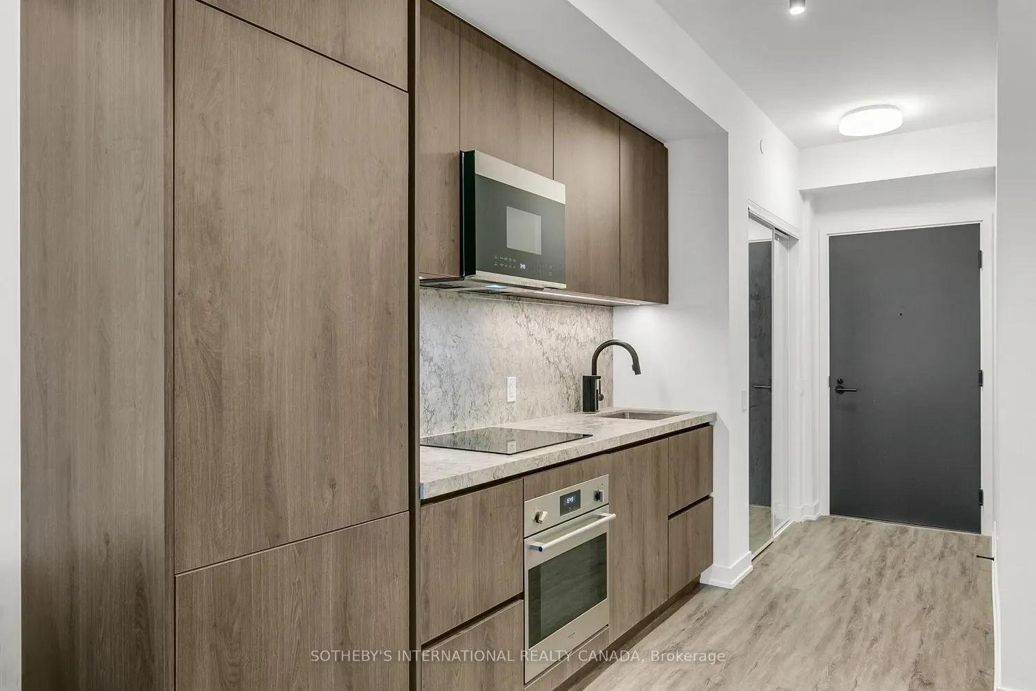 Additional image 14 of 108 Peter Street 611