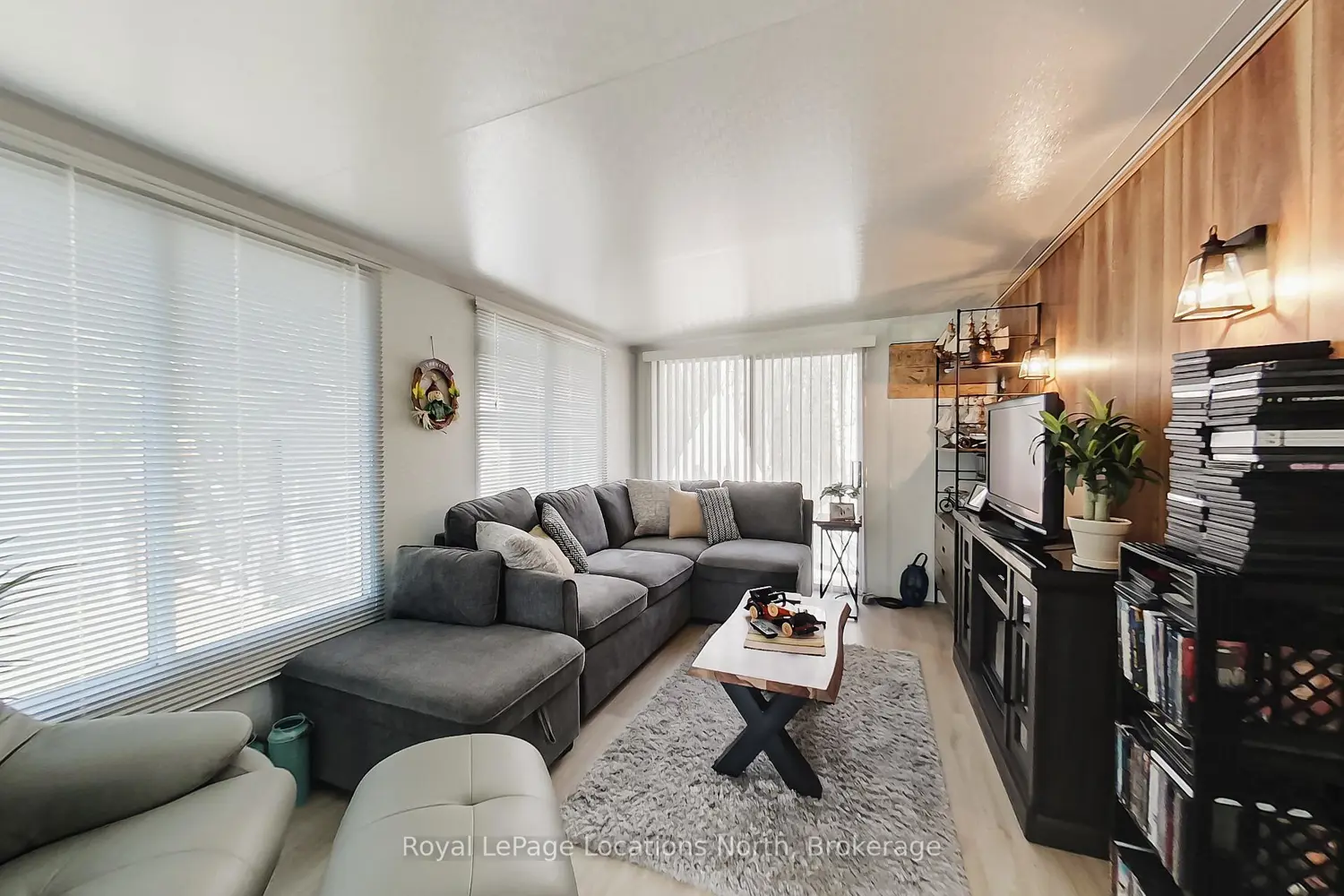 2 Wasaga Pines Lane photo 5