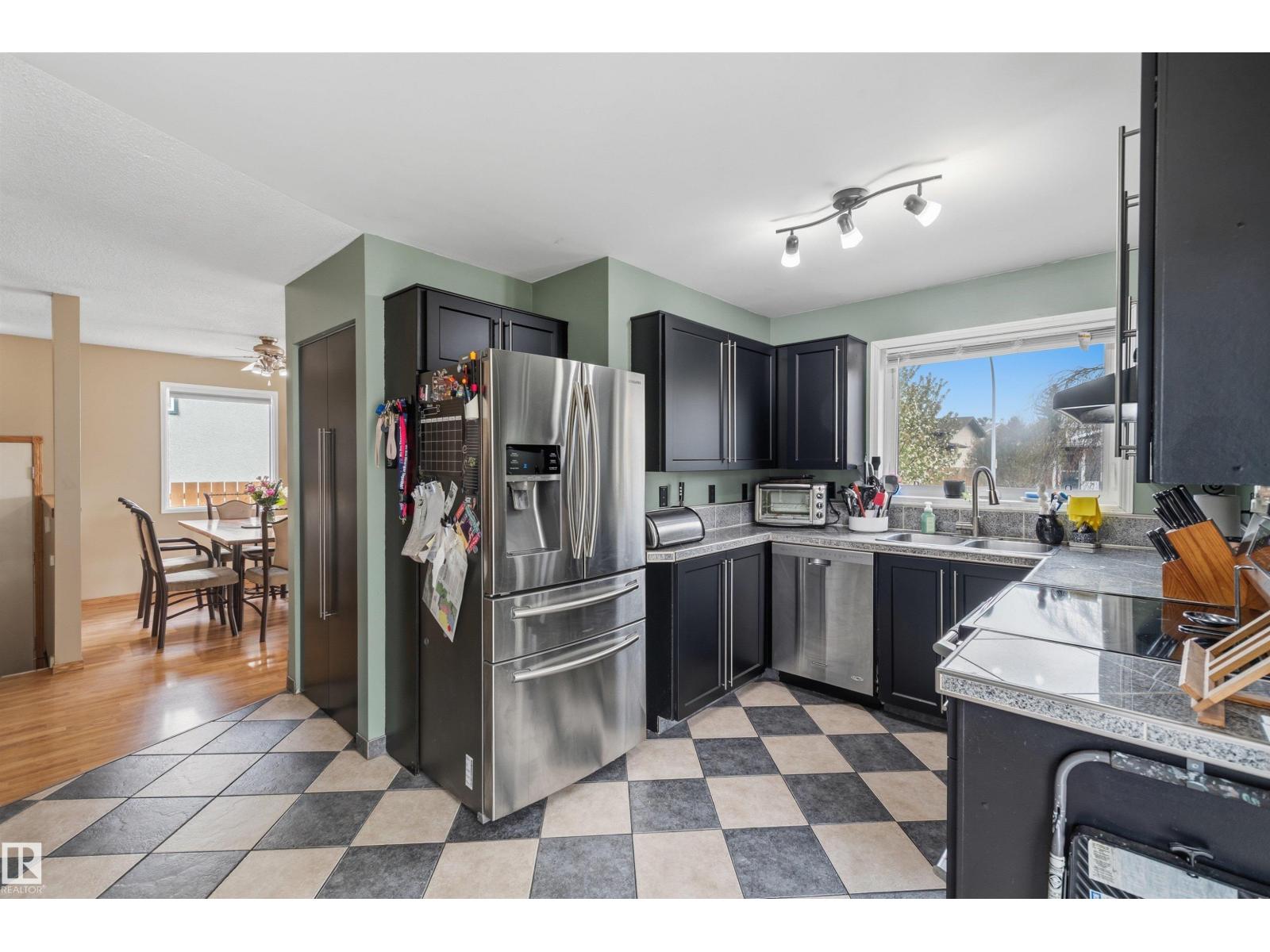 Additional image 3 of 18648 57 Avenue NW, Edmonton, AB, T6M2A5