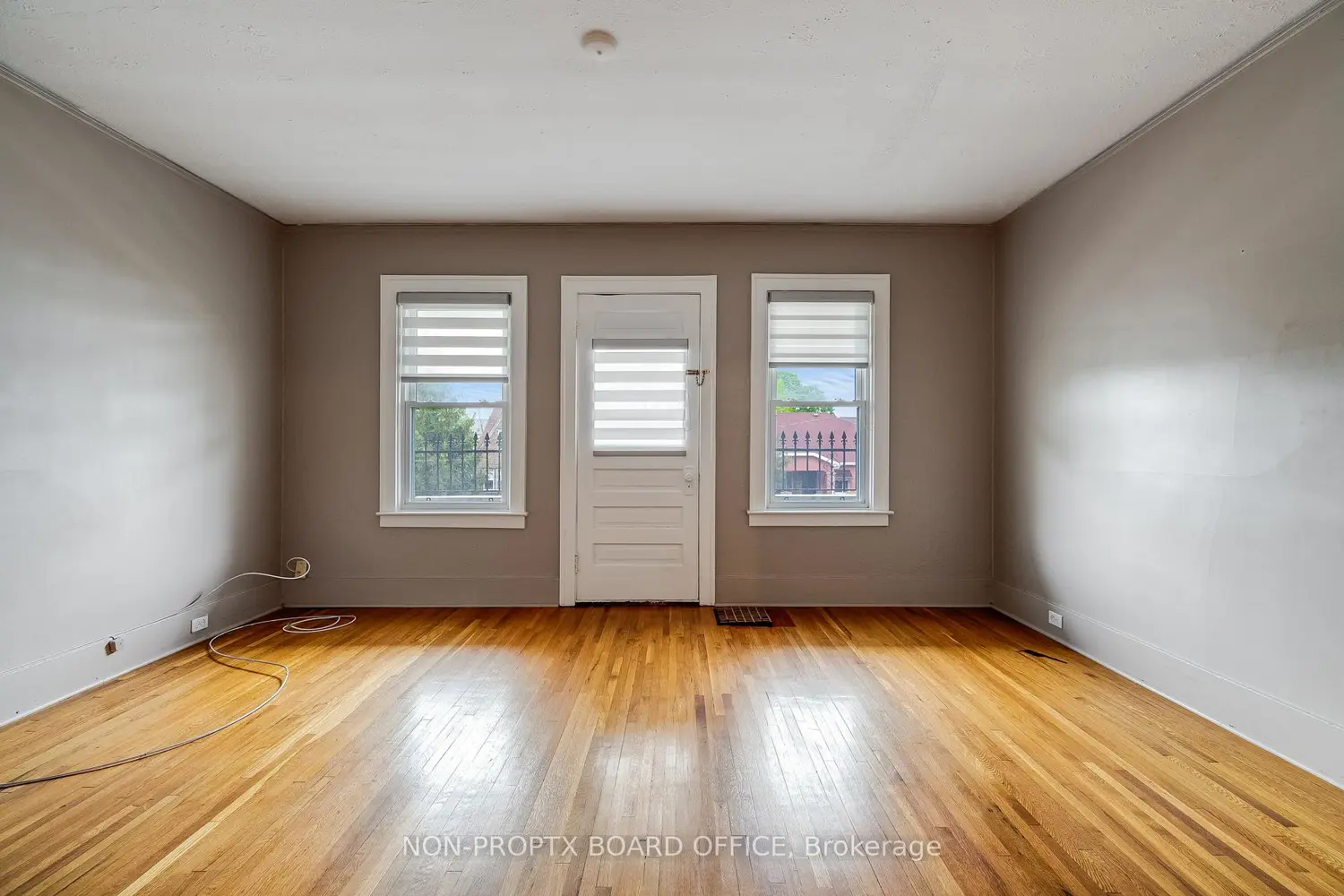 Additional image 14 of 2279 Lillian Avenue