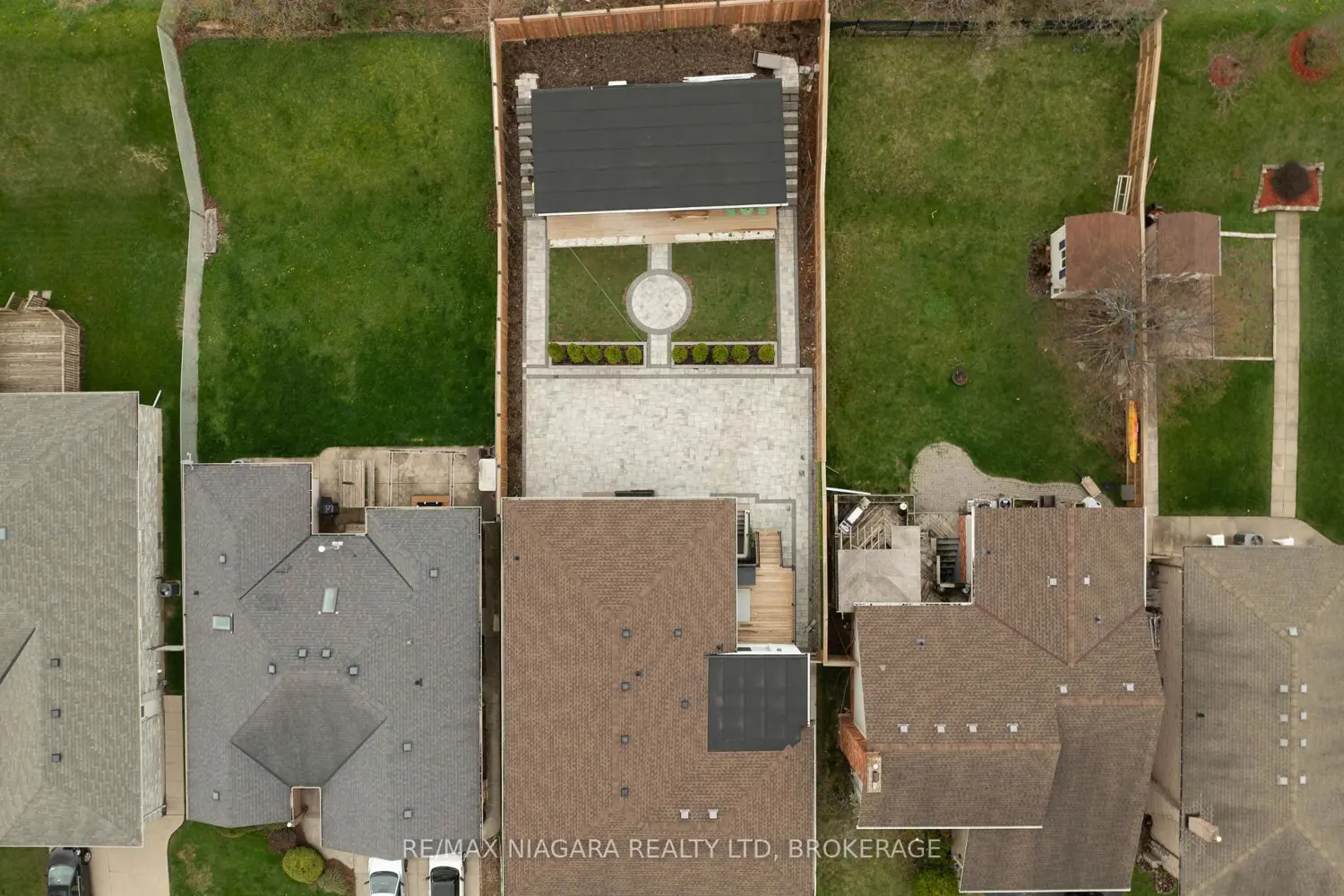 Additional image 20 of 33 West Farmington Drive