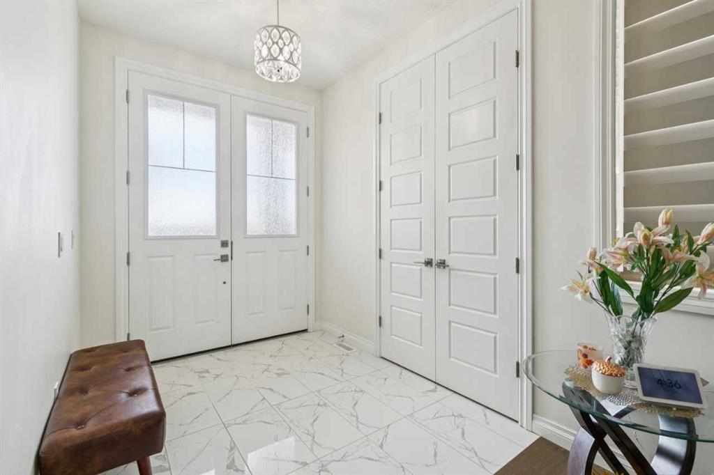 Additional image 4 of 375 Corner Meadows Avenue NE, Calgary, AB, T3N1X7