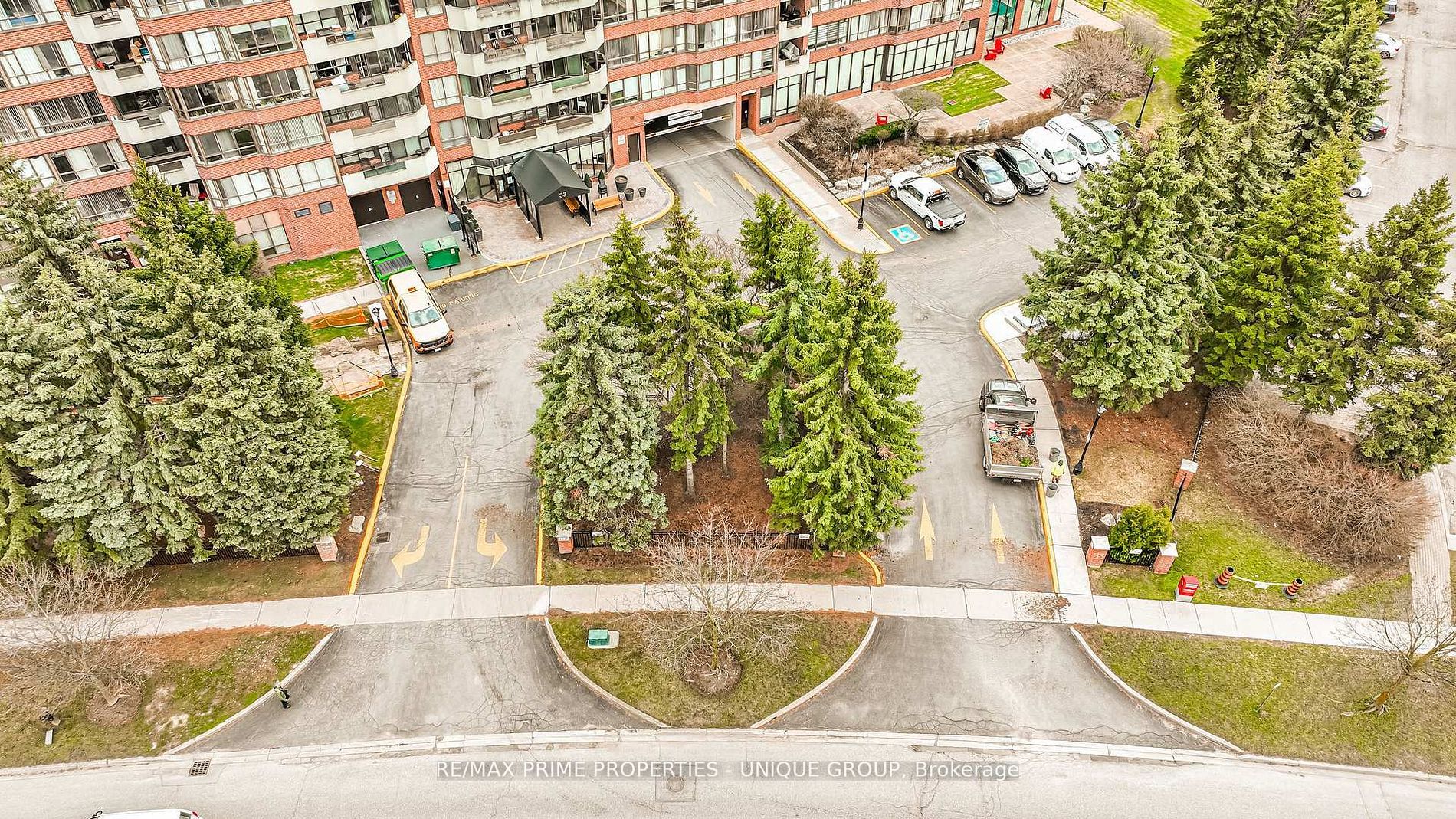 Additional image 2 of 209-33 Weldrick Road E, Richmond Hill, ON, L4C 8W4