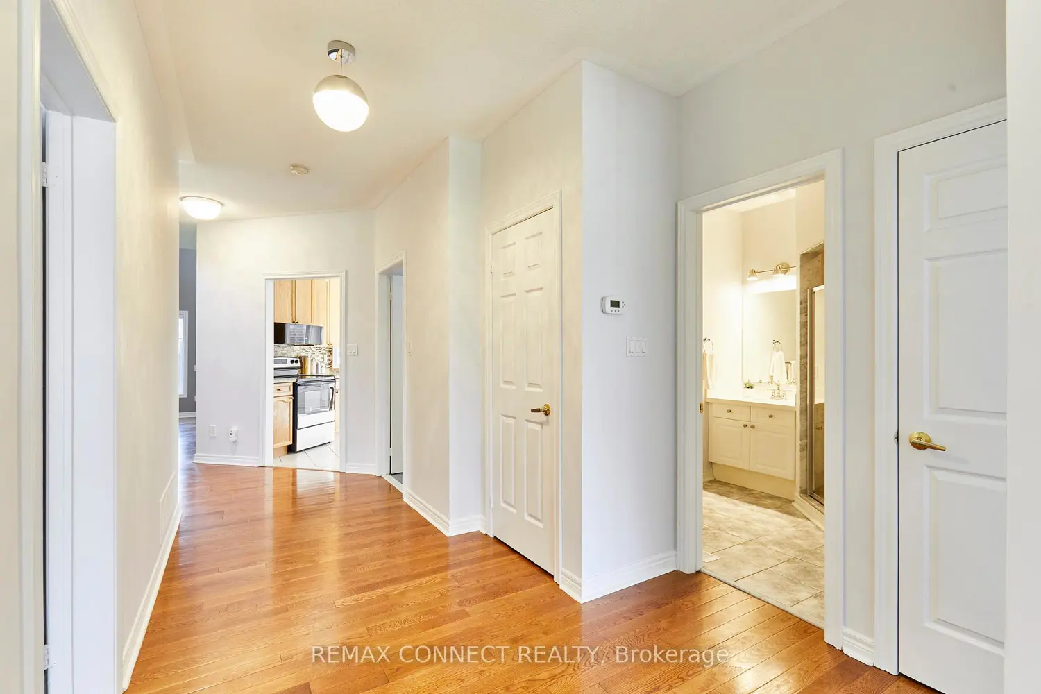 Additional image 9 of 304 Waterbury Crescent