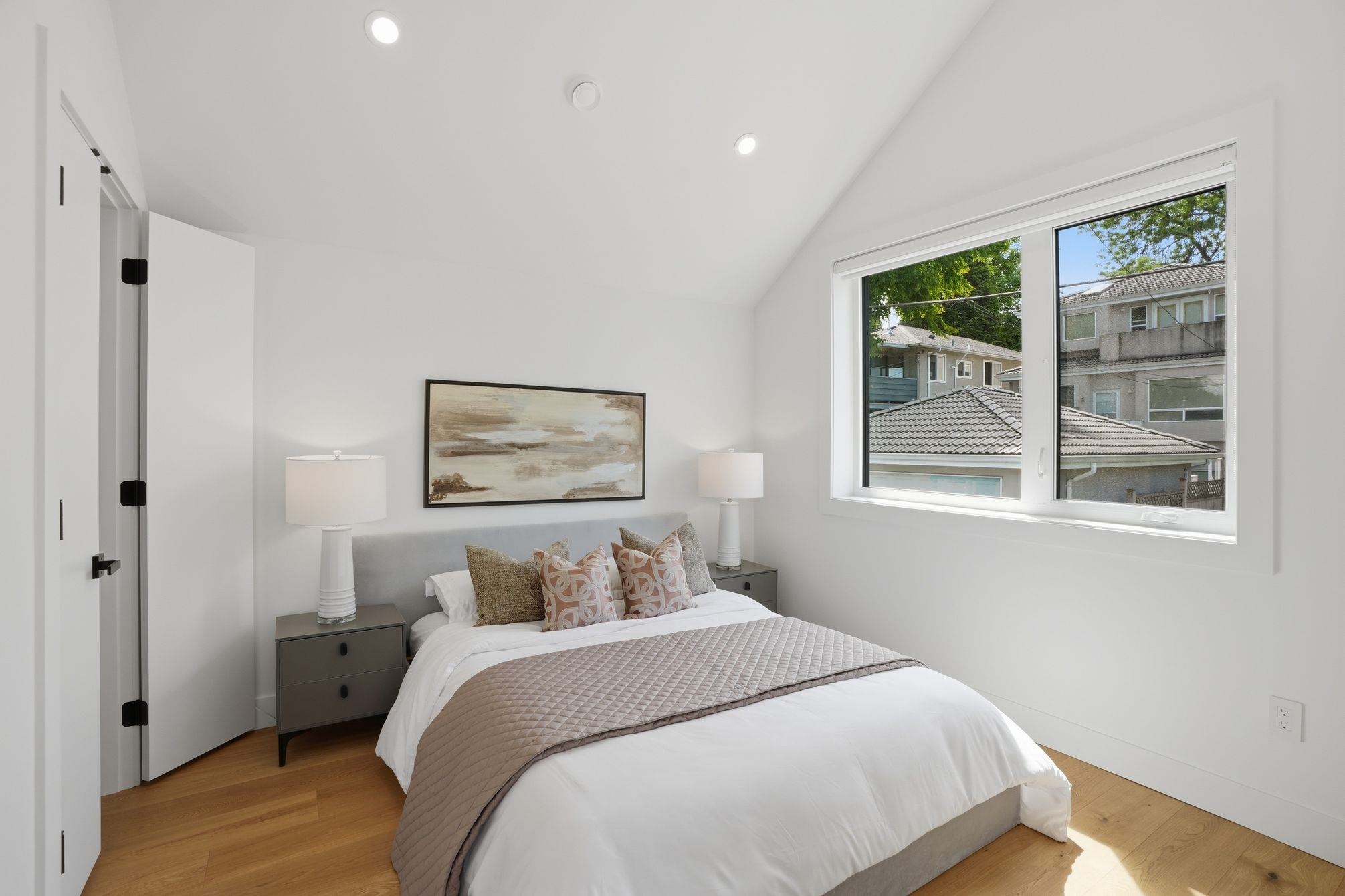 Additional image 4 of 2436 20th Avenue E, Vancouver, BC, V5M 2T6