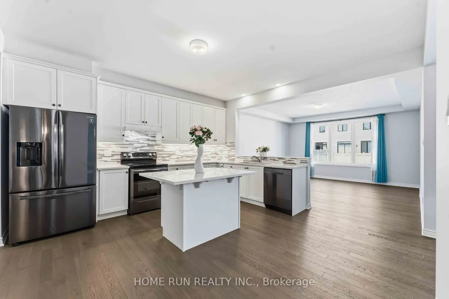 Additional image 5 of 515 Arosa Way