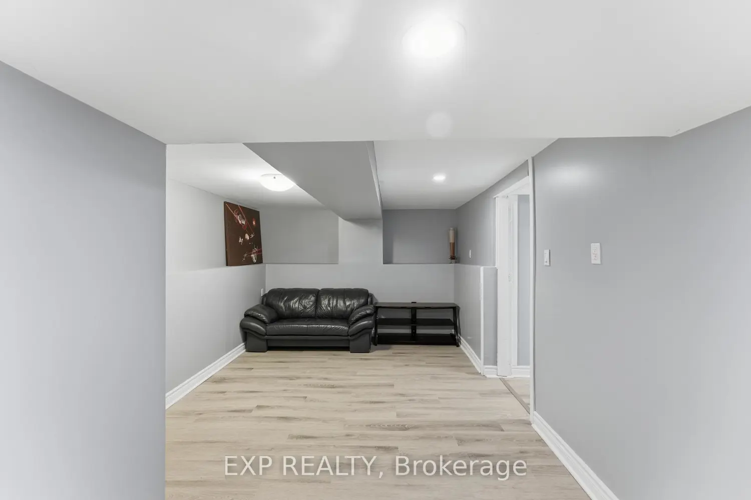 Additional image 16 of 590 Scott Street