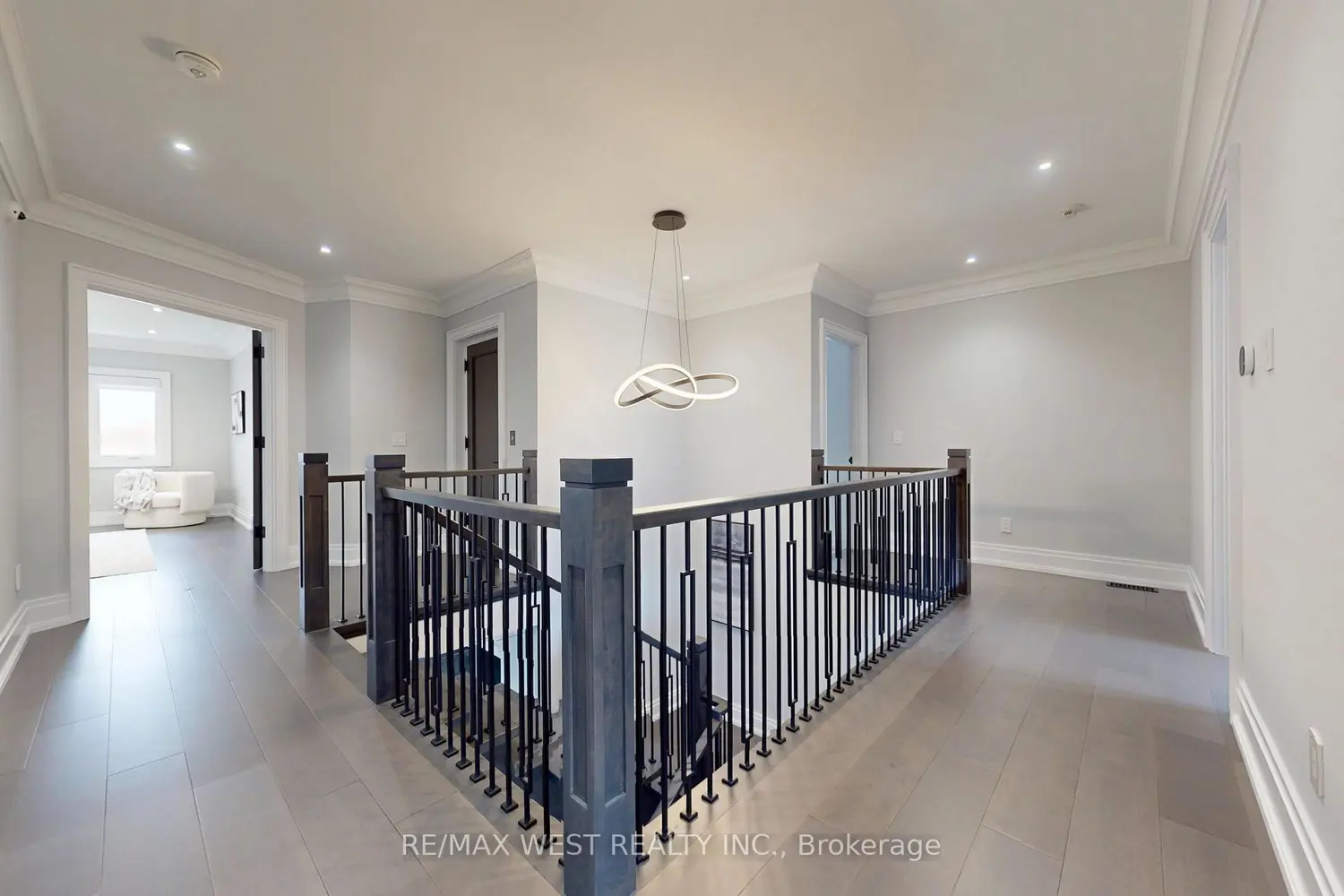 Additional image 8 of 222 Connaught Avenue