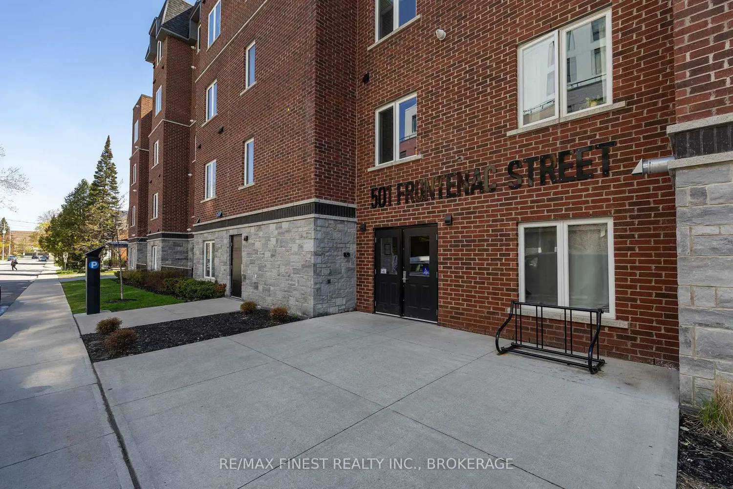 501 Frontenac Street 308