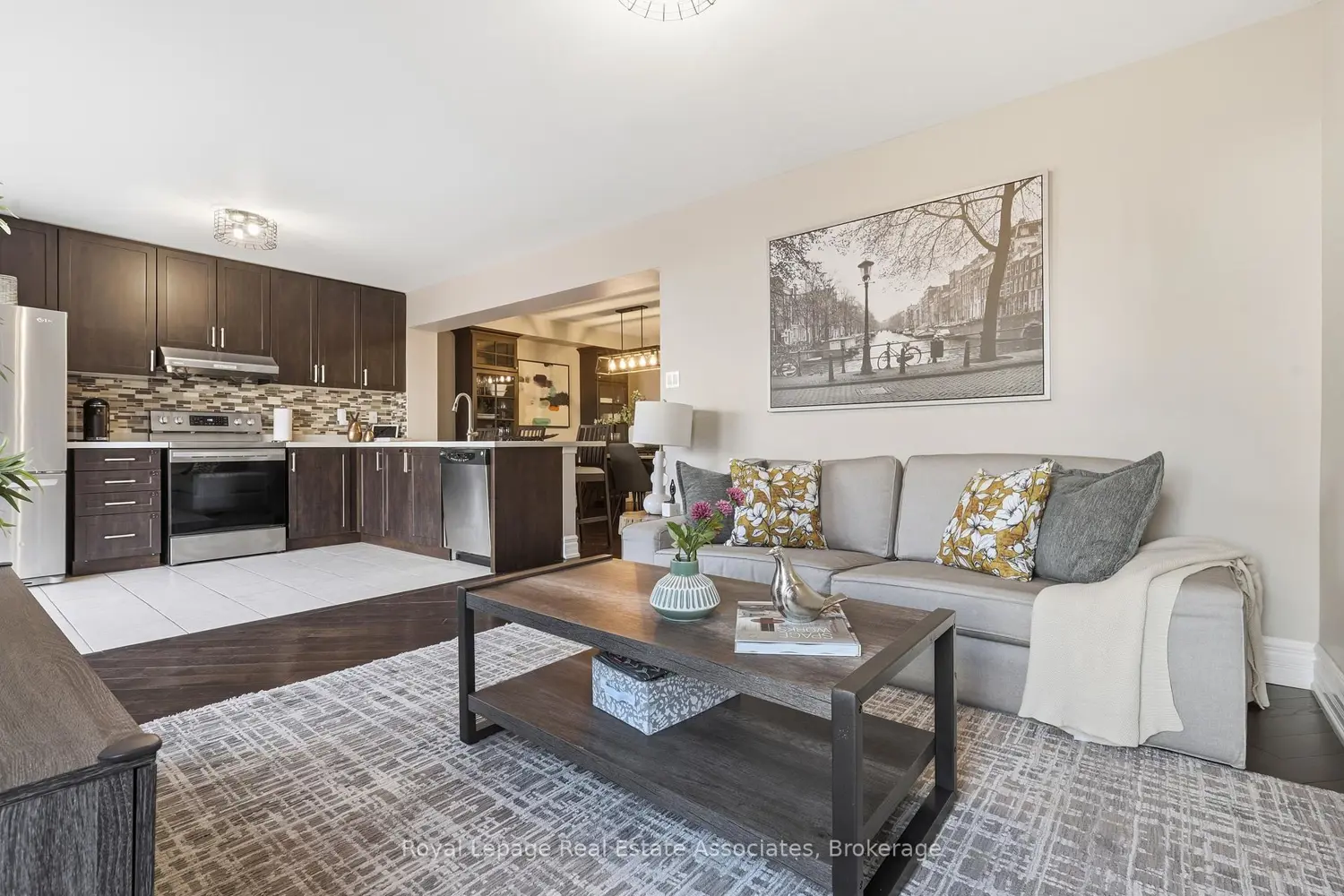 362 Cavanagh Lane photo 3