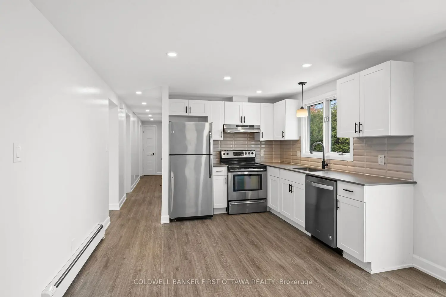 351 Amiens Street photo 4