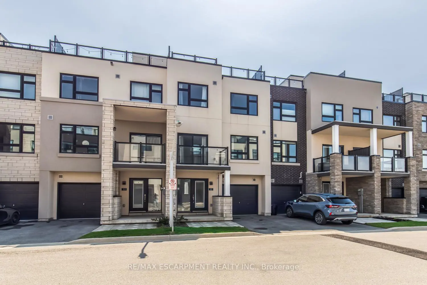 1121 Cooke Boulevard 32