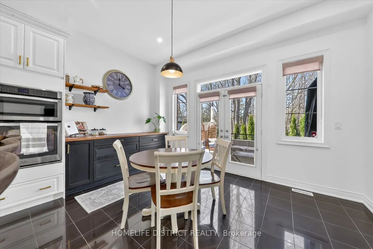 Additional image 7 of 210 Cannes Avenue