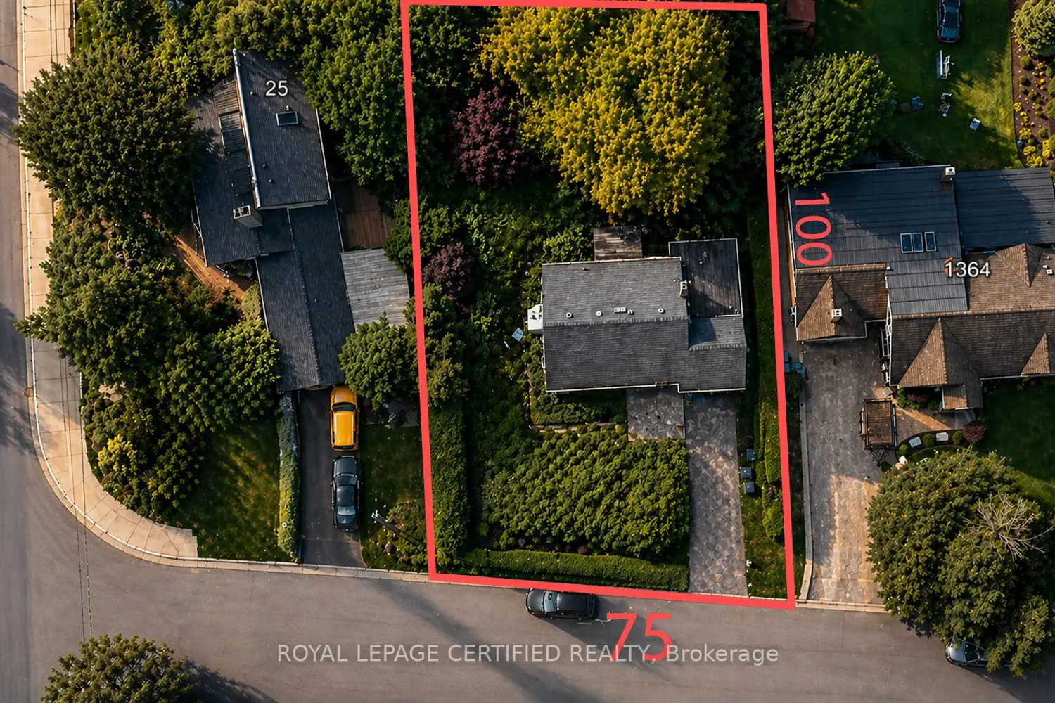 1348 Hollyrood Avenue photo 2