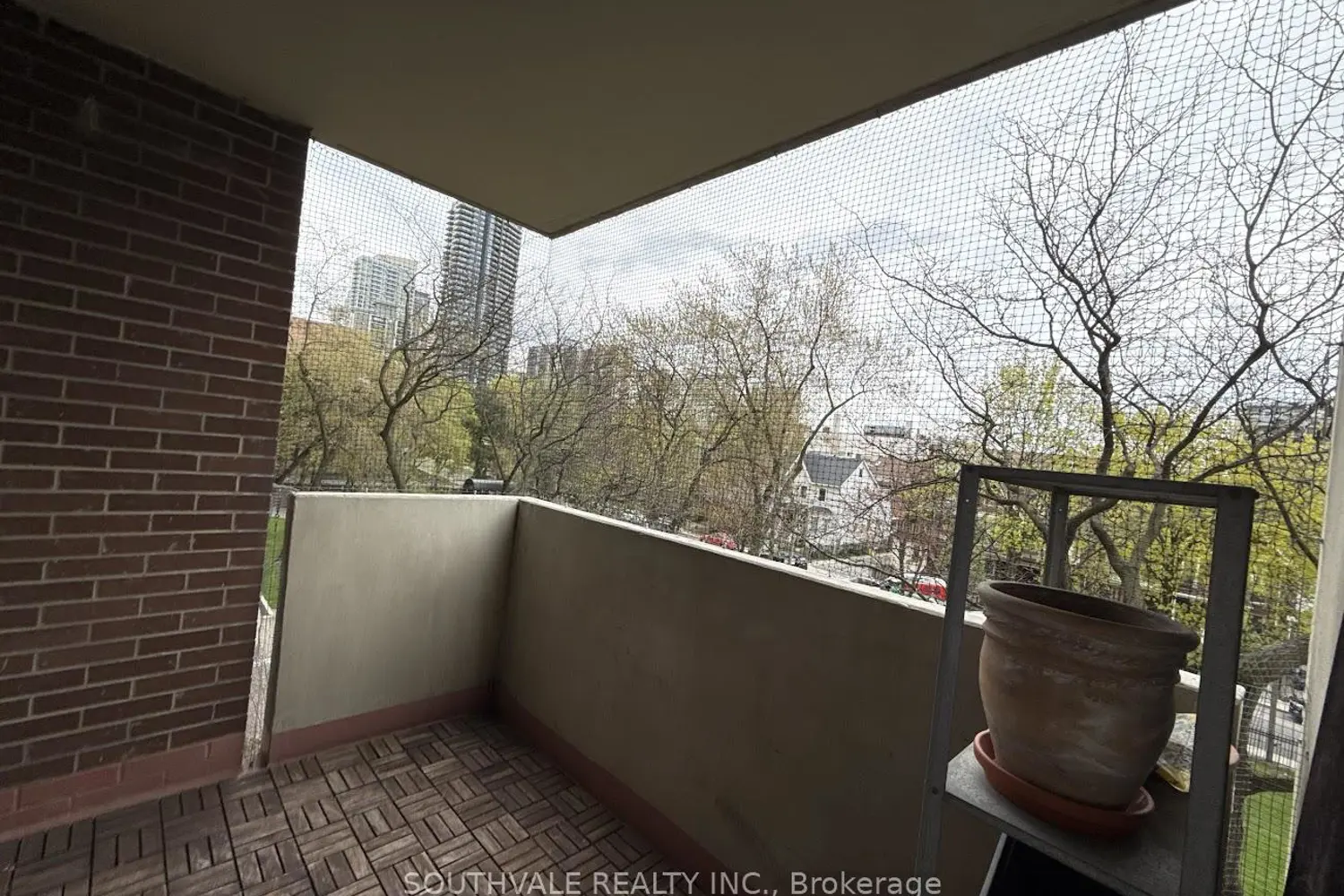 Additional image 11 of 40 Homewood Avenue 404