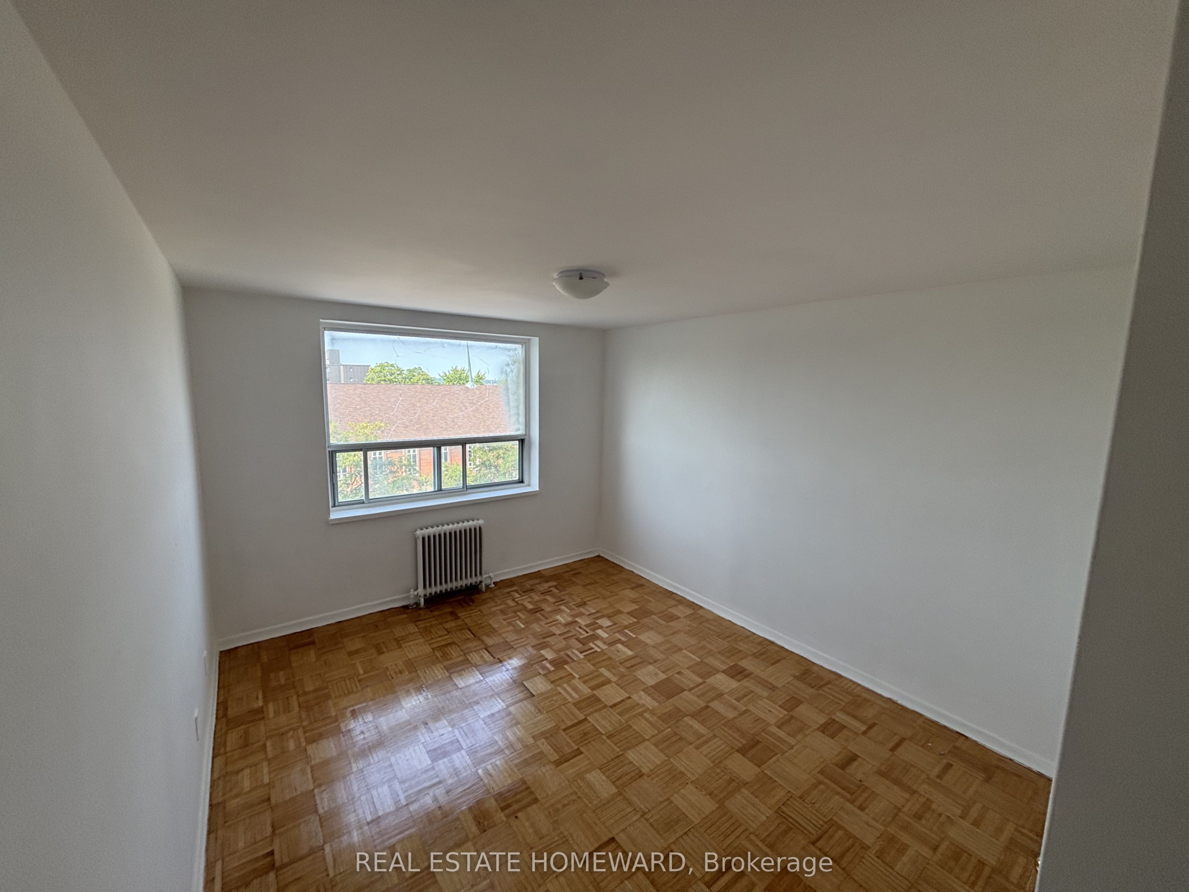 Additional image 5 of 512-1765 Lawrence Avenue E, Toronto, ON, M1R 2X8